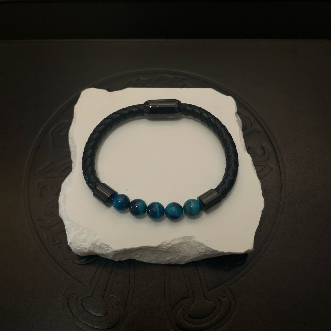 批 新款【专柜品质】Chrome Hearts克罗心 经典蓝虎眼珠子*复古多元素手镯 凹凸造型不同的花纹