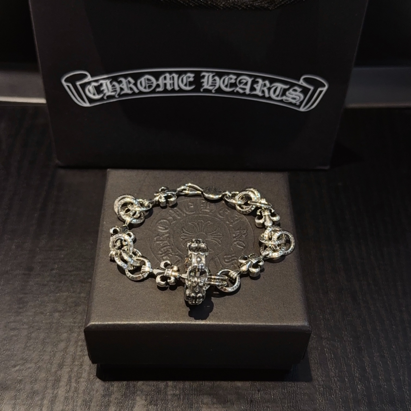 新款【专柜品质】Chrome Hearts克罗心经典手链 ，快手/ins/小红书热门，凹凸造型不同的花