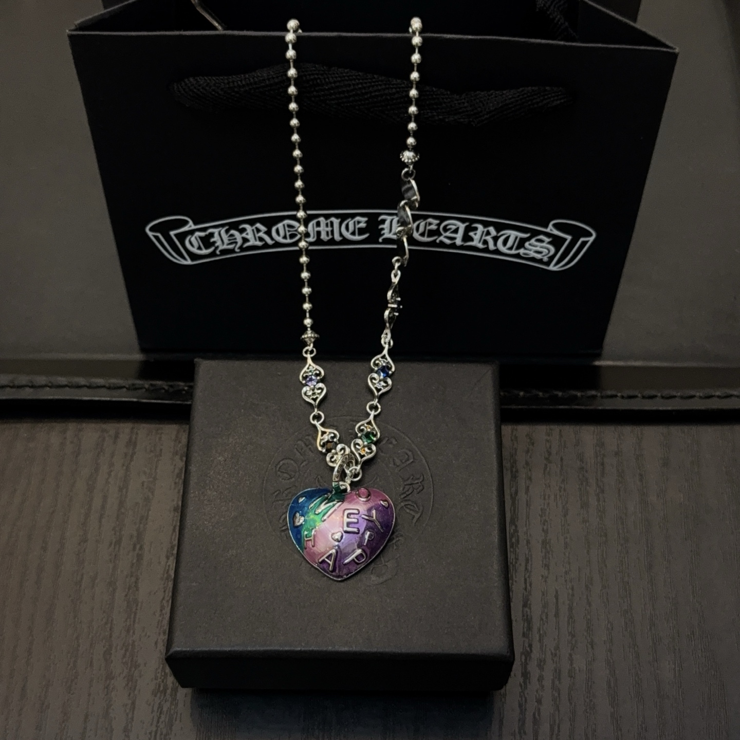 新款【专柜品质】Chrome Hearts克罗心十字花项链 爱心吊坠 凹凸造型不同的花纹设计风格呈现出与