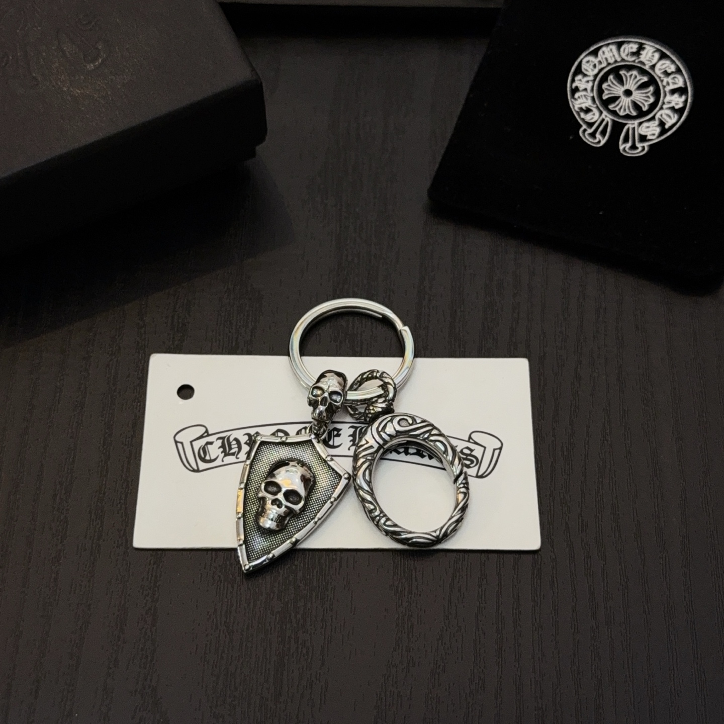 Chrome Hearts ❤️ 克罗心盾牌钥匙扣 大龙虾扣 雕刻工艺 精工品质 纯手工打造 ～正品开模