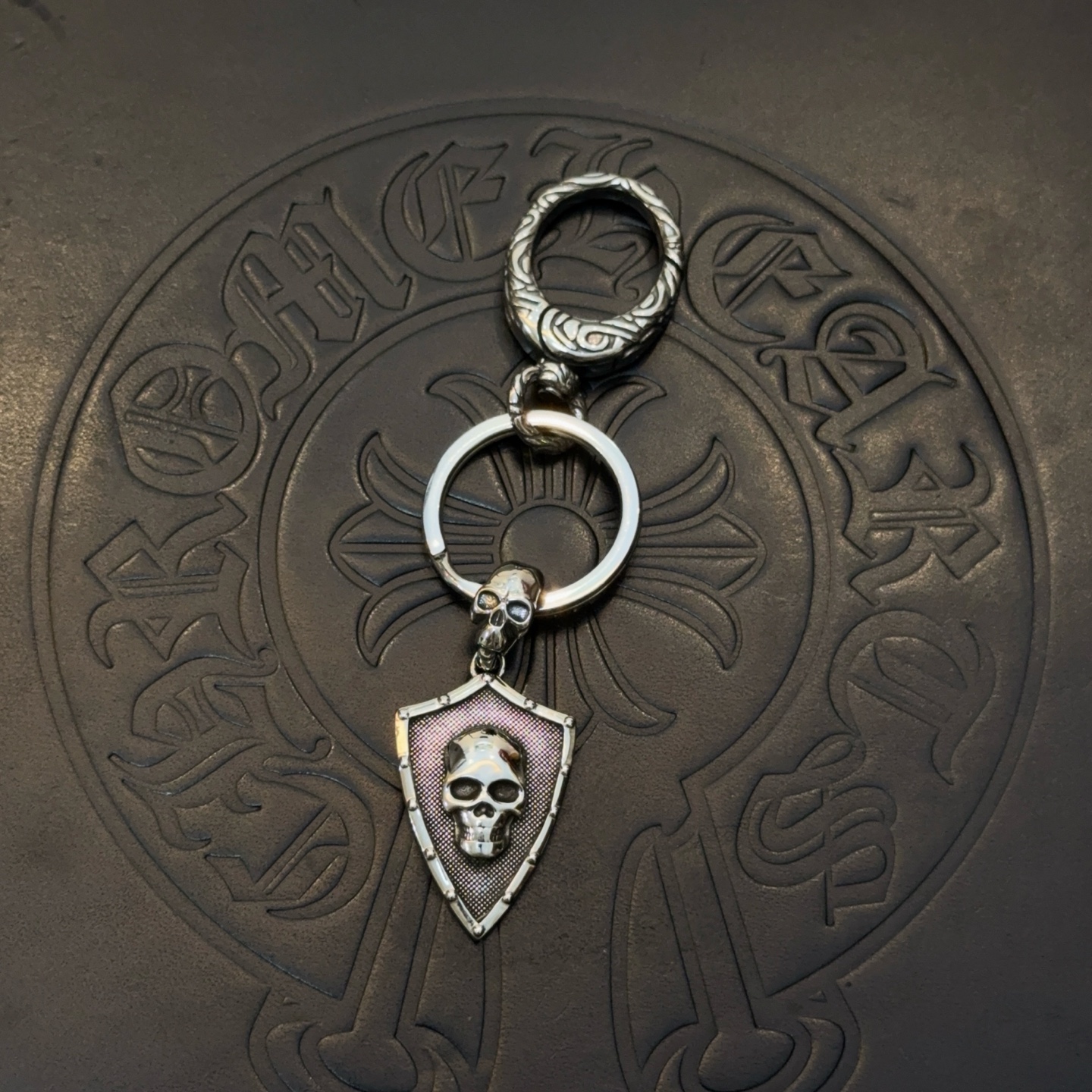 Chrome Hearts ❤️ 克罗心盾牌钥匙扣 大龙虾扣 雕刻工艺 精工品质 纯手工打造 ～正品开模