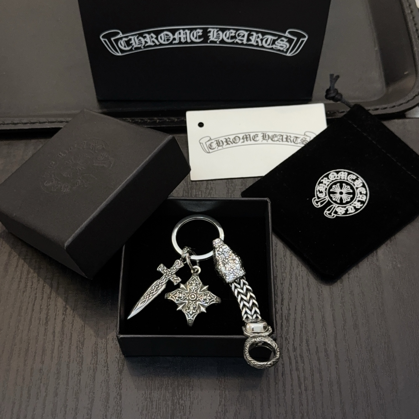 Chrome Hearts ❤️ 克罗心火焰十字架钥匙扣 大龙虾扣 雕刻工艺 精工品质 纯手工打造 ～正