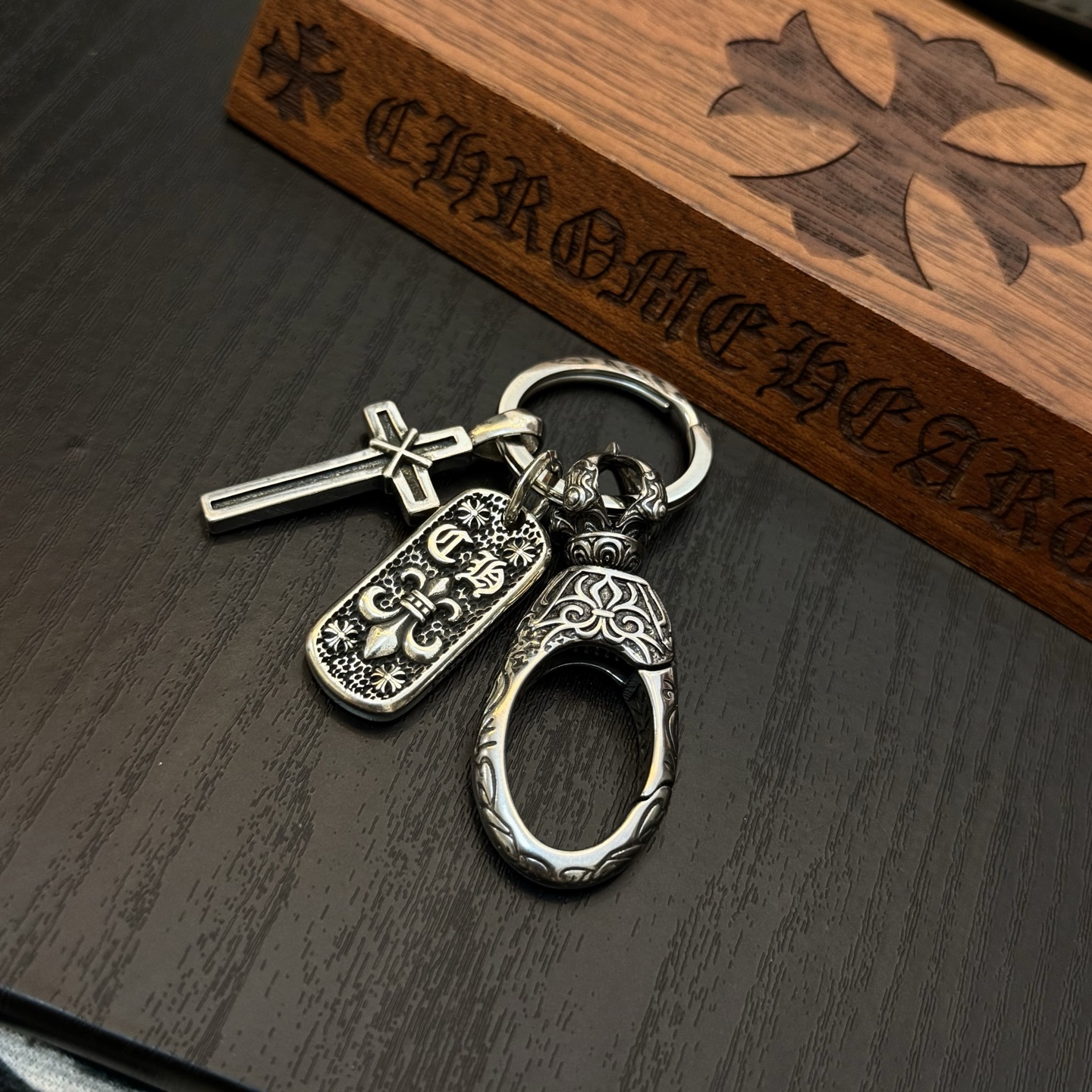 Chrome Hearts ❤️ 克罗心十字架钥匙扣 大龙虾扣 雕刻工艺 精工品质 纯手工打造 ～正品开