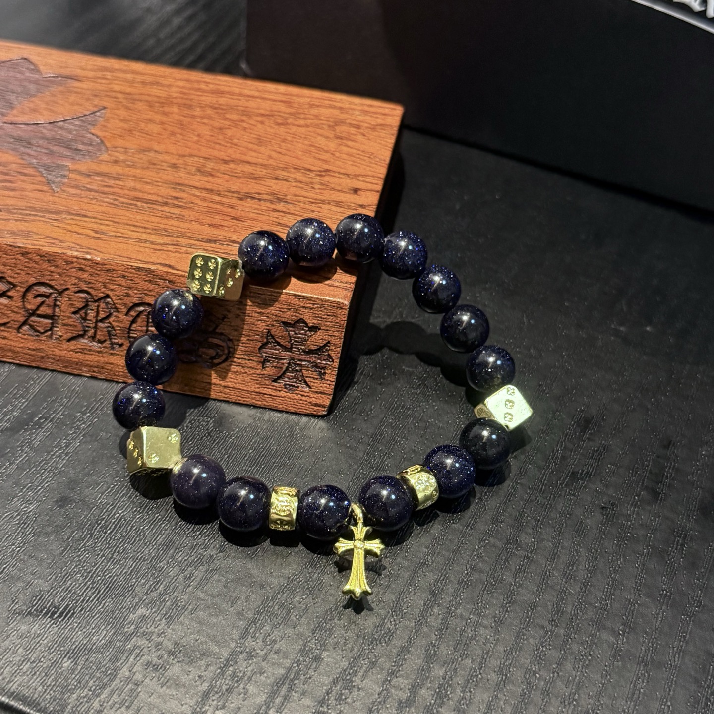 新款【专柜品质】Chrome Hearts克罗心 经典复古多元素手串手链 ，快手/ins/小红书热门，凹