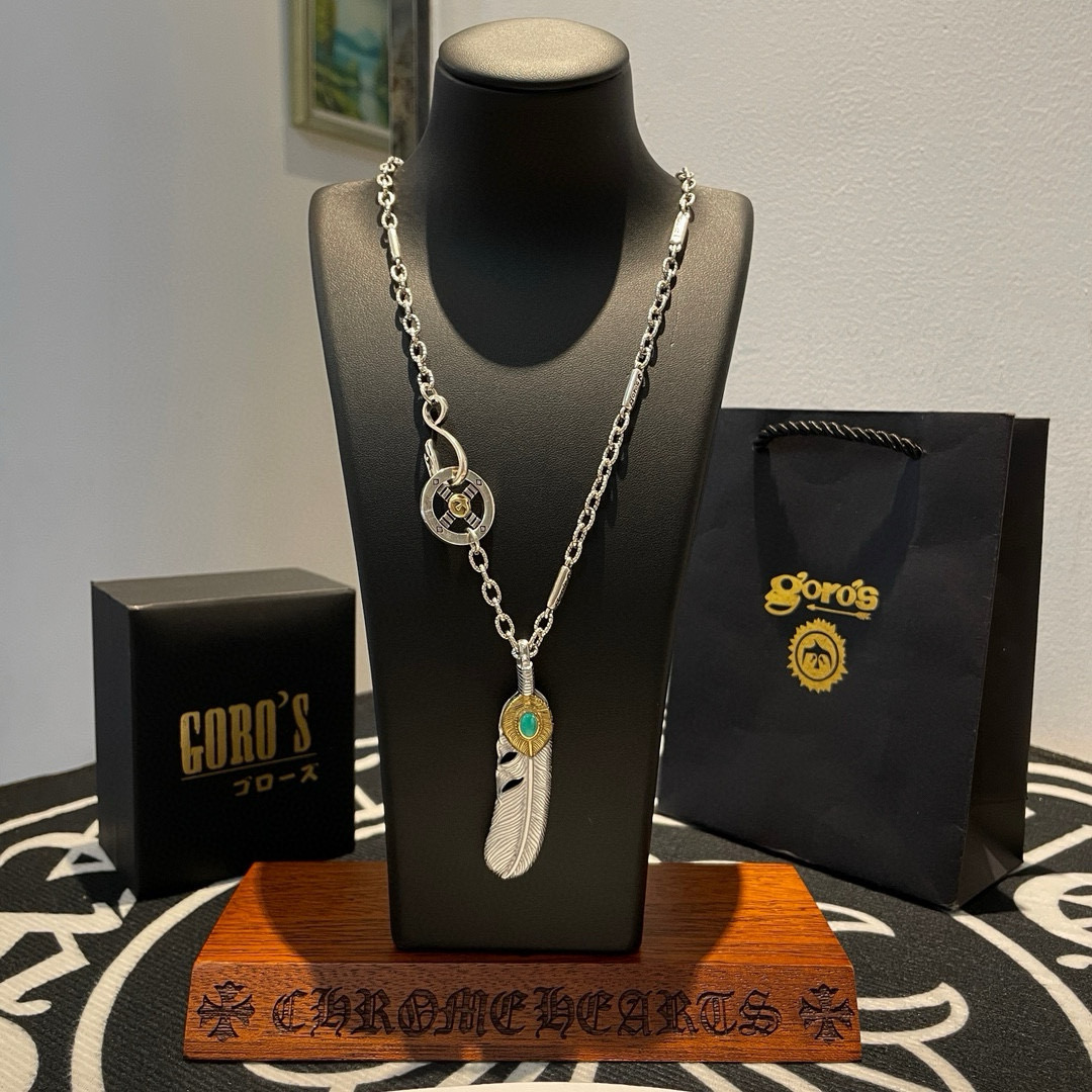 NO:386686,[New Products are on the Shelves] Goro’s Takahashi Goro’s Golden Pineapple Feather Pendant, Takahashi Classic Bamboo Necklace, Top Version, Accepted Exclusive Shot, Focus on the High-end Market, Kuaishou/ins/Xiaohongshu Hot Style, absolutely different from the ordinary version!  The details of the picture product are consistent with ZP!  Original production process, precision quality, purely handmade, authentic model opening, fashion essentials, both men and women can wear, same couple style, rock punk silver style, retro elements, trendy and versatile, same style on the official website, fine jewelry, necklace19860909批【新品上架】Goro’s高桥吾郎上金松石羽毛吊坠,高桥经典竹节项链,顶级版本,认准独家拍摄,主攻高端市场 ,快手/ins/小红书热门款,绝对区别普通版本！图片产品细节与ZP一致！原版制作工艺 精工品质 纯手工打造 ～正品开模潮流时尚必备 男女均可佩戴 情侣款同款 摇滚朋克泰银风格 复古元素 潮流百搭 官网同款,饰品精品,necklace,Jewelry
