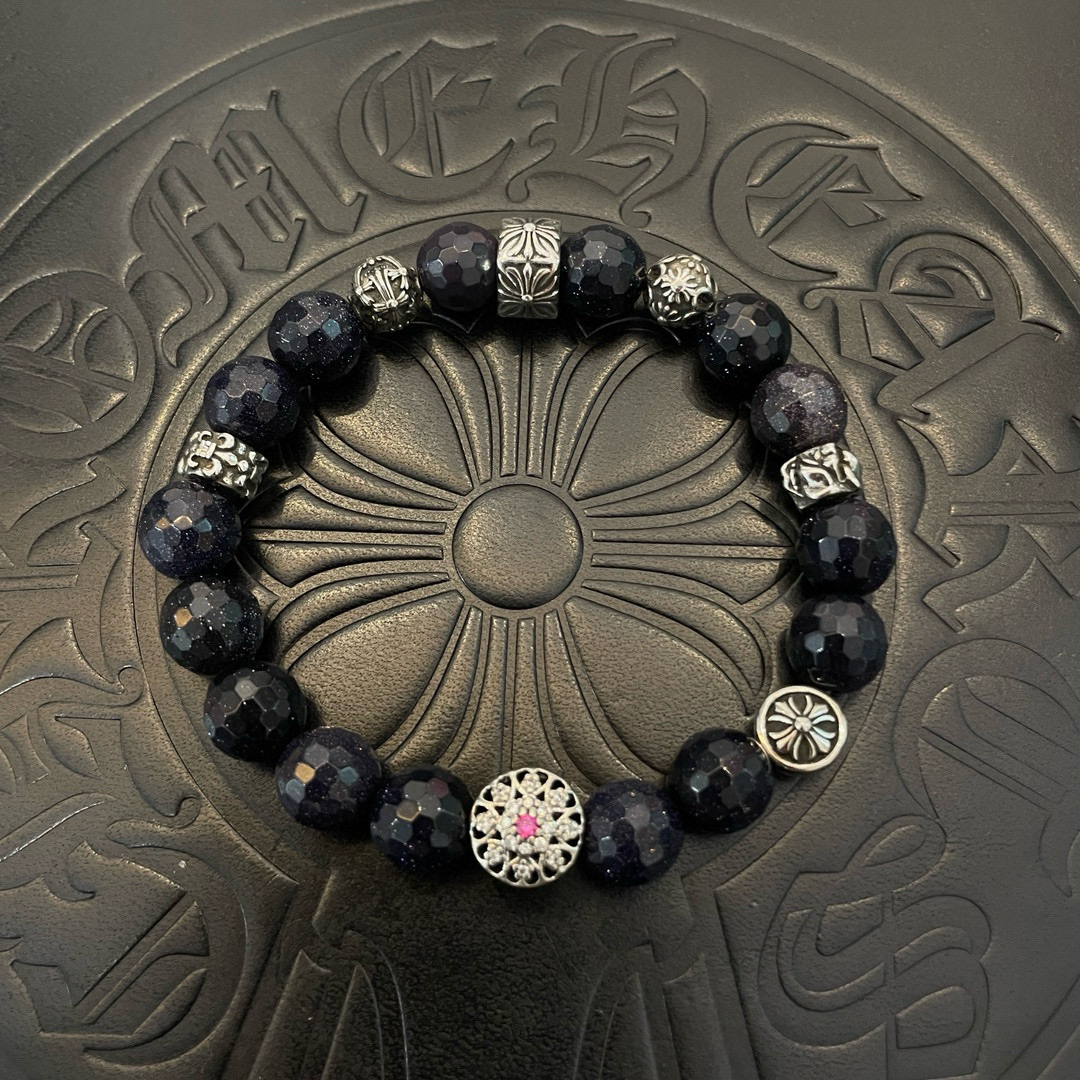 NO:557485,Batch of new [counter quality] Chrome Hearts classic retro multi-element obsidian faceted bracelet, popular on Kuaishou/ins/Xiaohongshu, the different concave and convex shapes of the pattern design style are unique. The cross scout flower is the symbol of Chrome Hearts, so it is more durable. Genuine pattern-printing Chrome Hearts distinguishes the ordinary light version in the market. Match the standard quality. Look at the printing details. The degree of retro gray oxidation. Seiko version!  , jewelry boutique, chrome hearts, chrome hearts, bracelet19860909批 新款【专柜品质】Chrome Hearts克罗心 经典复古多元素黑曜石切面手串手链 ,快手/ins/小红书热门,凹凸造型不同的花纹设计风格呈现出与众不同 十字架童军花是克罗心的标志 所以更经久不衰 正品打版Chrome Hearts克罗心 区别市场普通轻版 对版对标品质 看字印细节 复古做旧灰氧程度.精工版本！,饰品精品,chrome hearts,chrome hearts,bracelet,Jewelry