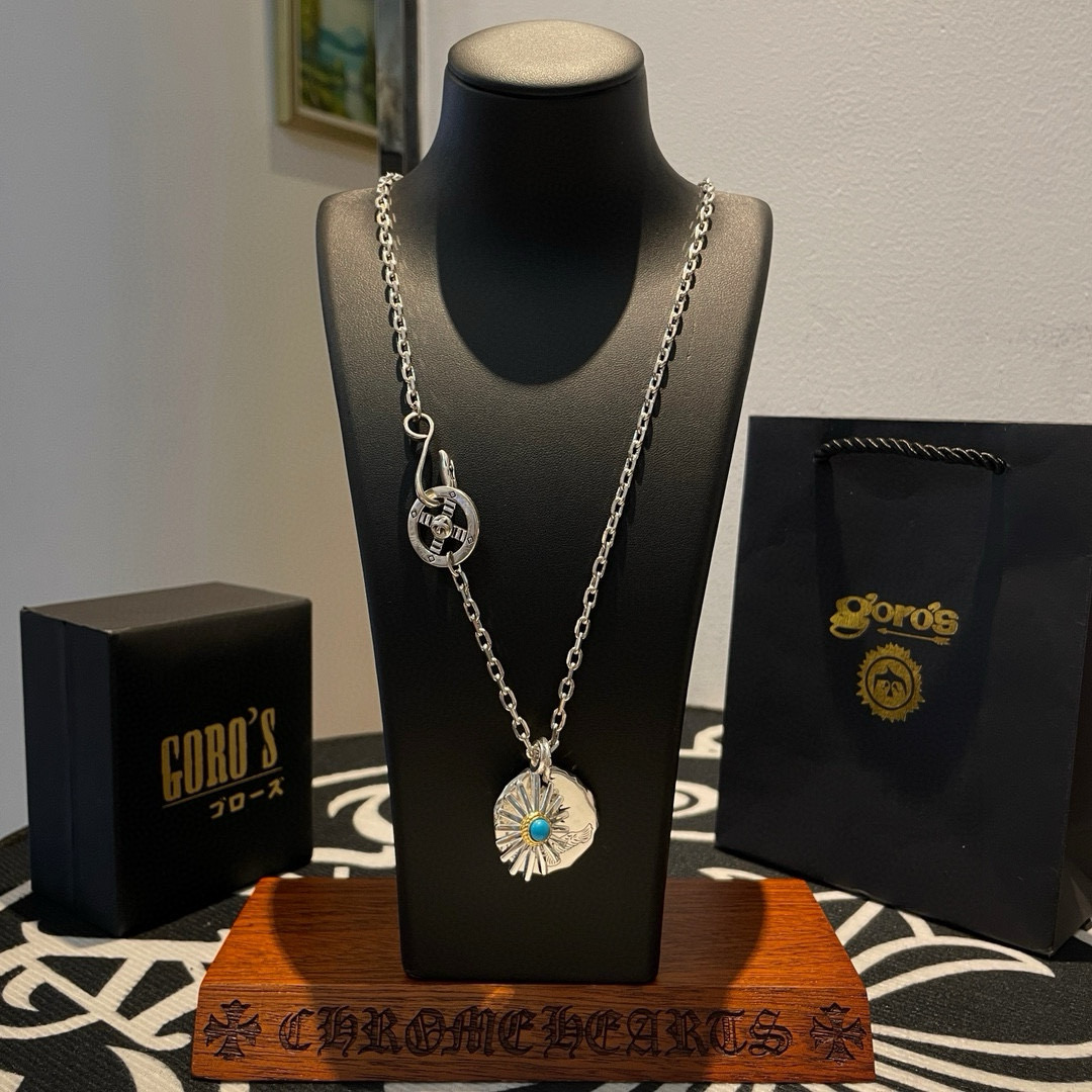 NO:556625,[New product on the shelves] Goro’s Takahashi Goro Turquoise Sea Urchin Silver Cake Pendant, Takahashi’s classic necklace, the top version, be sure to take exclusive photos, focus on the high-end market, Kuaishou/ins/Xiaohongshu popular model, absolutely different from the ordinary version!  The product details in the pictures are consistent with ZP!  Original production process, exquisite quality, purely handmade ~ Authentic mold opening, trendy and fashionable must-have, can be worn by both men and women, the same style for couples, rock punk Thai silver style, retro elements, trendy and versatile, the same style as the official website, boutique jewelry, necklace19860909【新品上架】Goro’s高桥吾郎松石海胆银饼吊坠,高桥经典项链,顶级版本,认准独家拍摄,主攻高端市场 ,快手/ins/小红书热门款,绝对区别普通版本！图片产品细节与ZP一致！原版制作工艺 精工品质 纯手工打造 ～正品开模潮流时尚必备 男女均可佩戴 情侣款同款 摇滚朋克泰银风格 复古元素 潮流百搭 官网同款,饰品精品,necklace,Jewelry