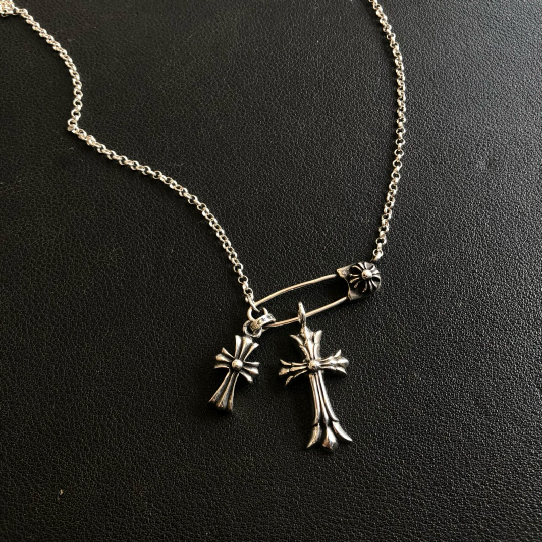 NO:556194,Chrome heart pin double cross chain set. Hot sale. Can be matched and disassembled at will. One for multiple wear. Length 45/50cm. No. 200560, fine jewelry, chrome hearts.19860909克罗心别针双十字架套链 热卖款 可随意搭配拆卸 一款多戴 长度45/50cm 编号200560,饰品精品,chrome hearts,Jewelry
