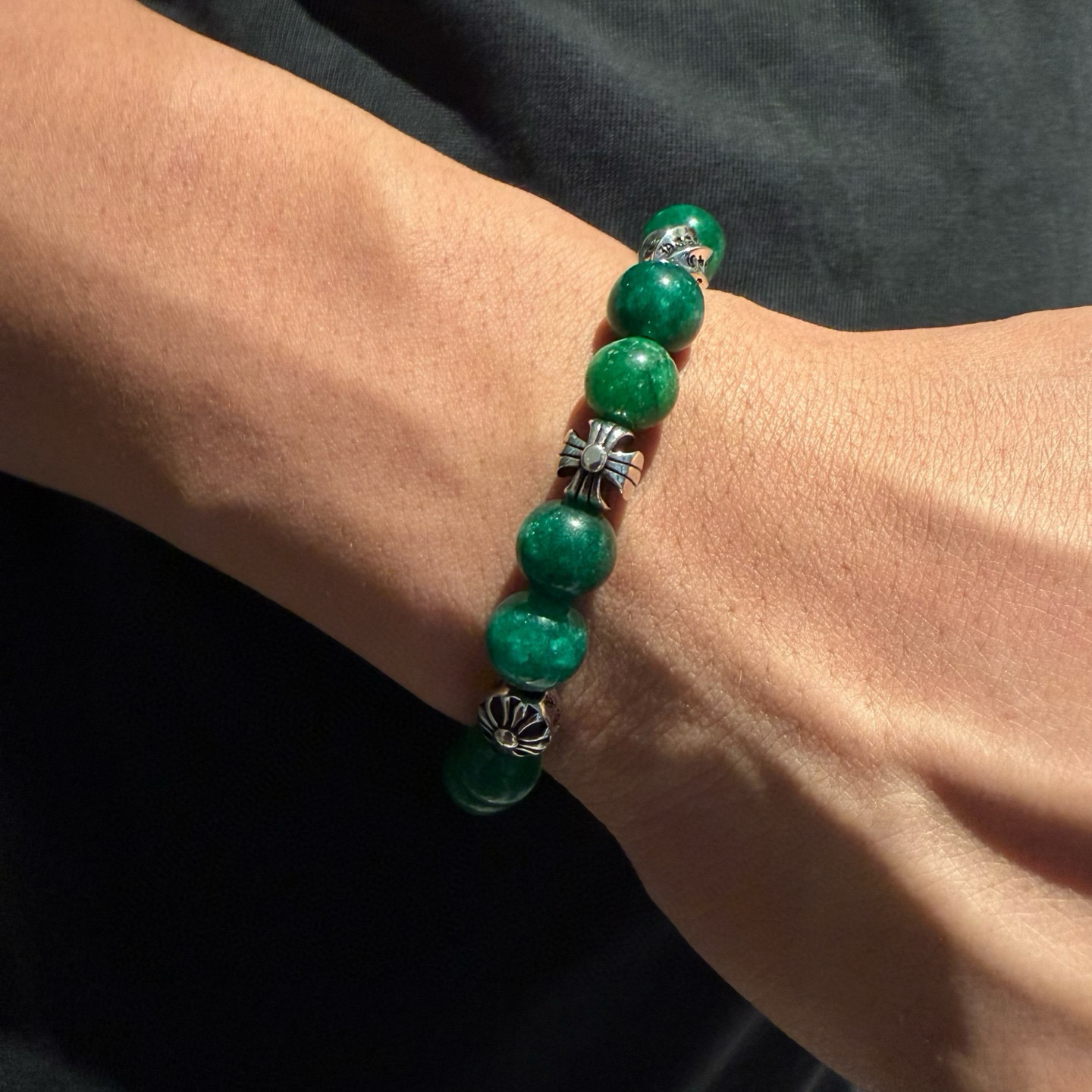 NO:558466,Batch of new [counter quality] Chrome Hearts classic retro multi-element bracelet, popular on Kuaishou/ins/Xiaohongshu, the different concave and convex shapes of the pattern design style are distinctive. The cross scout flower is the symbol of Chrome Hearts, so it is more durable. Genuine pattern-printing Chrome Hearts distinguishes the ordinary light version in the market. Match the standard quality. Look at the printing details. The degree of retro gray oxidation. Seiko version!  , jewelry boutique, chrome hearts, chrome hearts, bracelet19860909批 新款【专柜品质】Chrome Hearts克罗心经典复古多元素手串手链 ,快手/ins/小红书热门,凹凸造型不同的花纹设计风格呈现出与众不同 十字架童军花是克罗心的标志 所以更经久不衰 正品打版Chrome Hearts克罗心 区别市场普通轻版 对版对标品质 看字印细节 复古做旧灰氧程度.精工版本！,饰品精品,chrome hearts,chrome hearts,bracelet,Jewelry