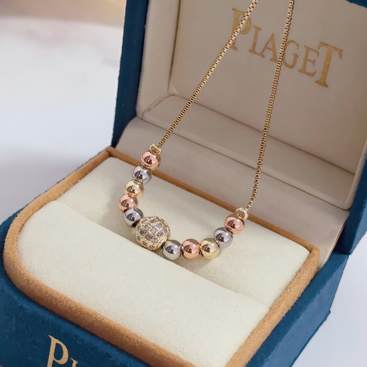 Piaget Smycken Piaget V — photo 5