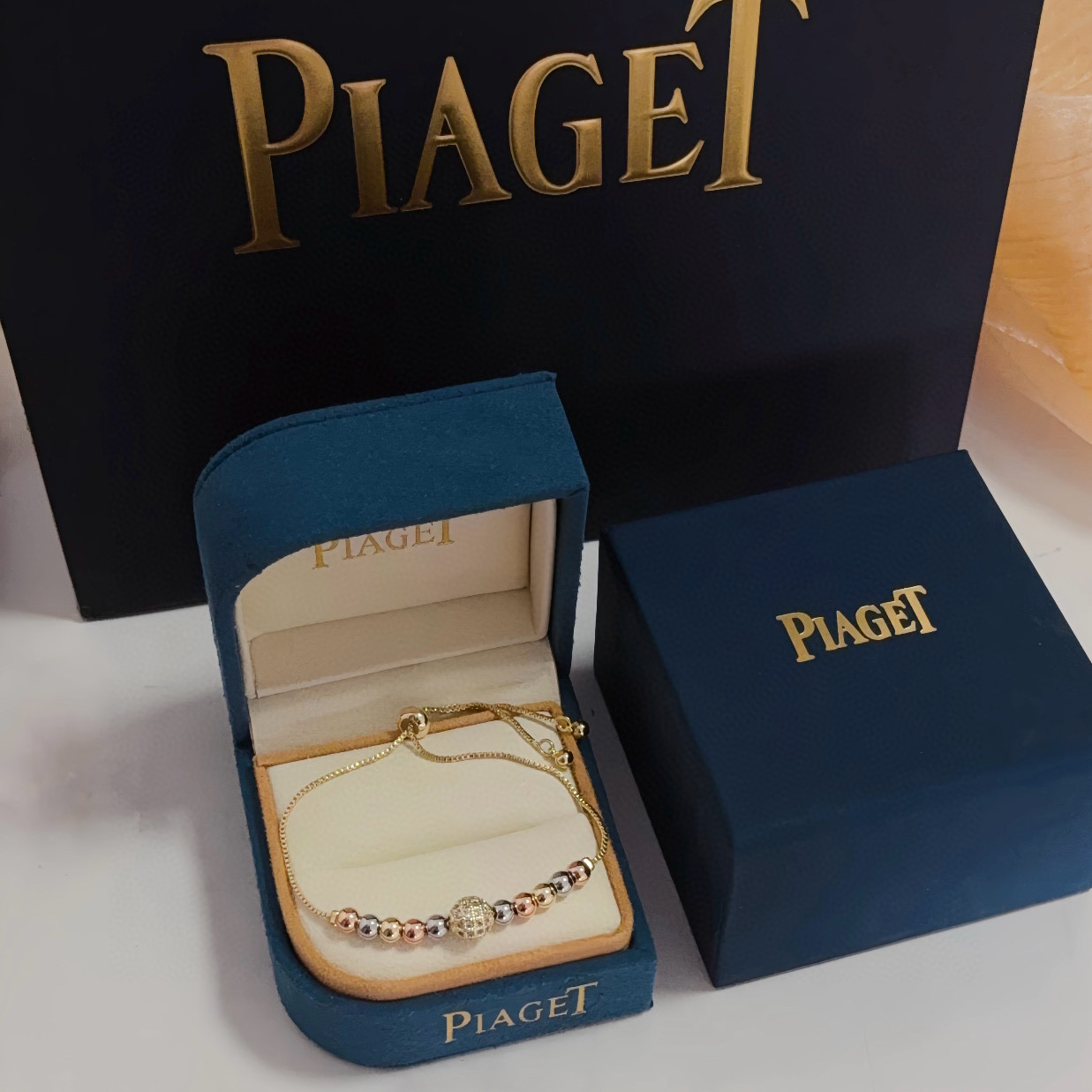 Piaget Smycken Piaget V — photo 6