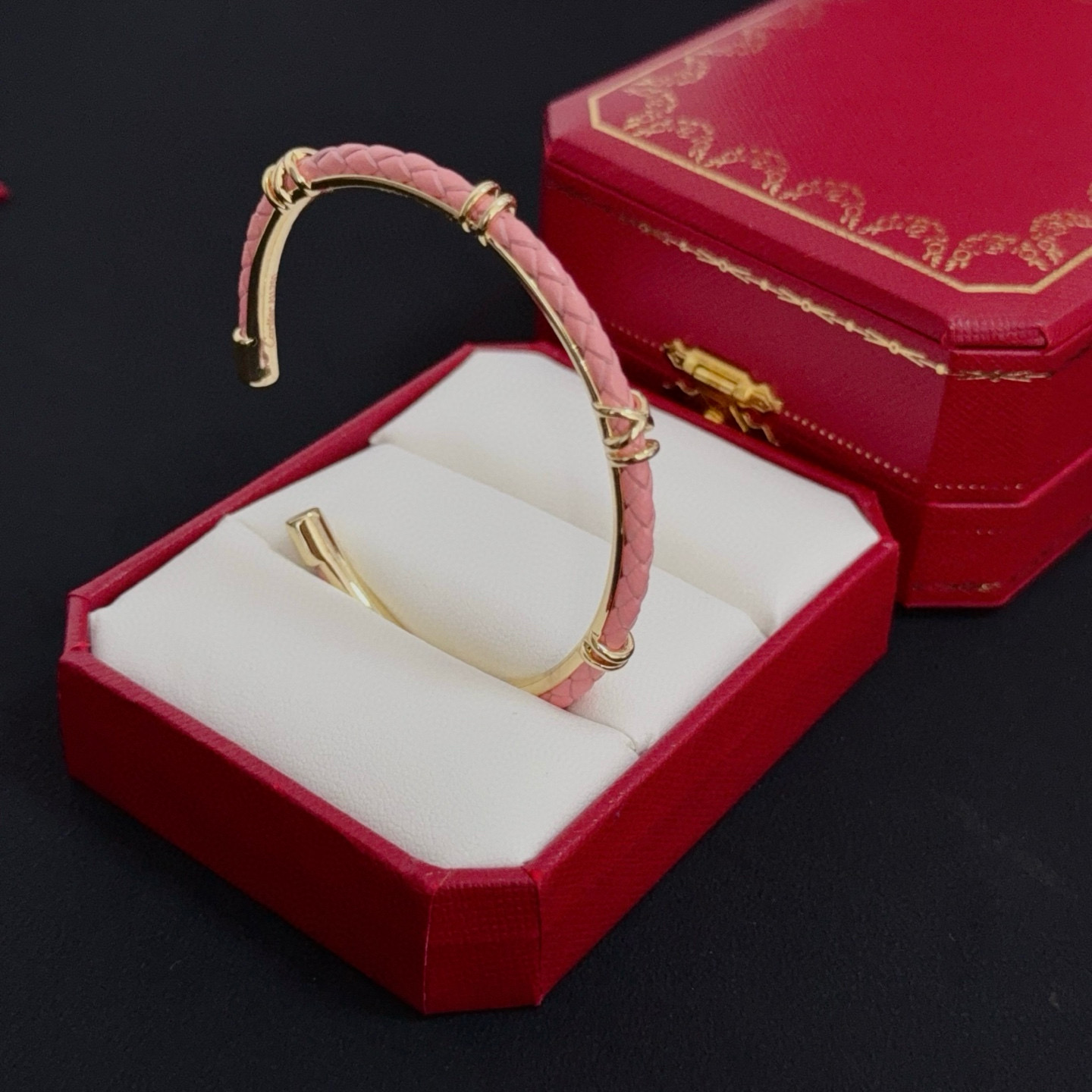 Cartier 粉色 卡地亚竹节手镯 明星 同歀