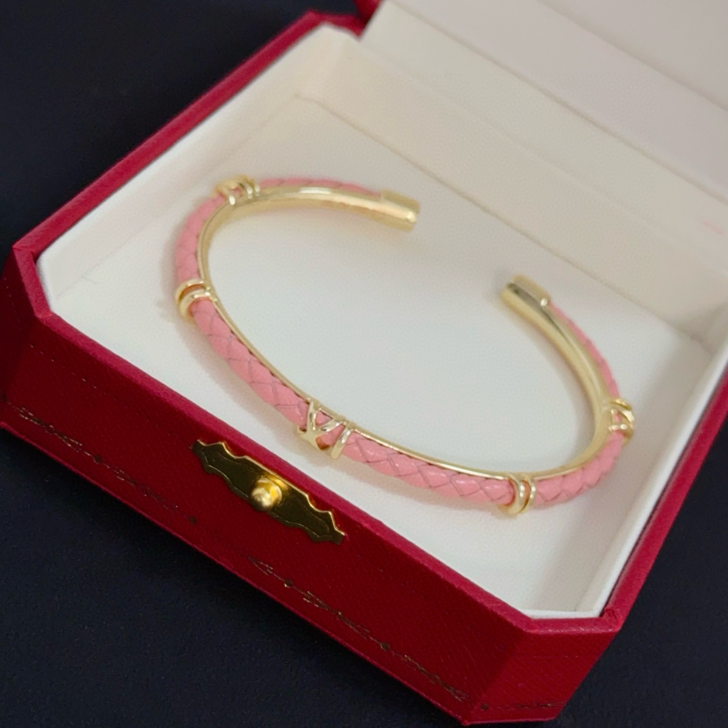 Cartier 粉色 卡地亚竹节手镯 明星 同歀