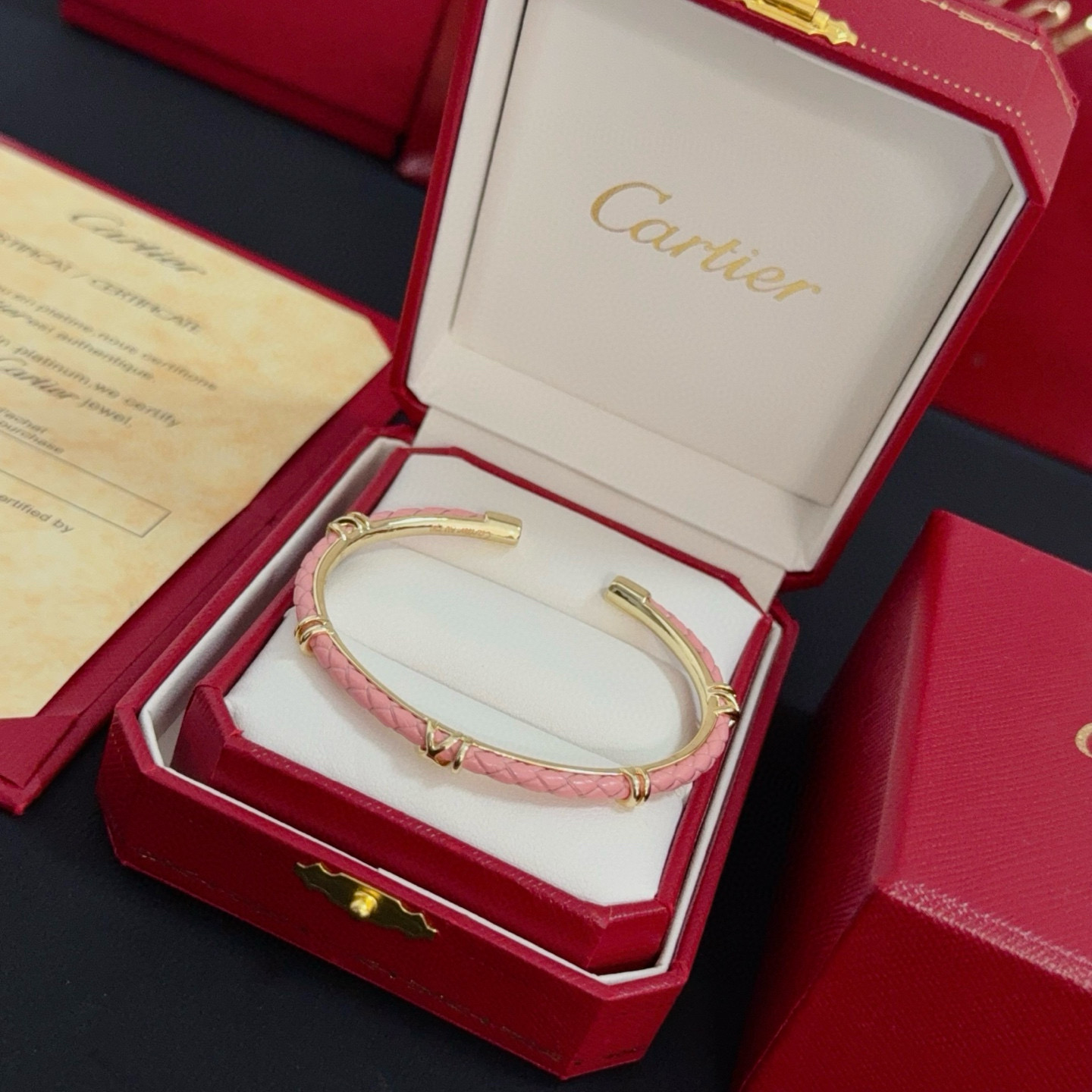 Cartier 粉色 卡地亚竹节手镯 明星 同歀