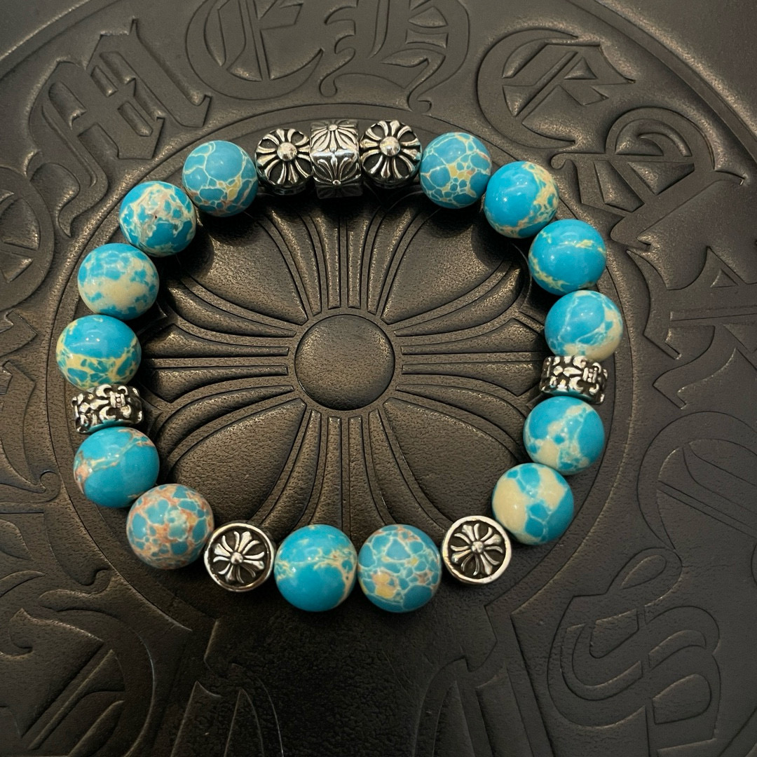 NO:582525,Batch of new [counter quality] Chrome Hearts classic retro multi-element turquoise bracelet, popular on Kuaishou/ins/Xiaohongshu, different concave and convex shapes, different pattern design styles are unique. The cross scout flower is the symbol of Chrome Hearts, so it is more durable. Genuine type-printing Chrome Hearts distinguishes the ordinary light version in the market. Match the version and standard quality. Look at the printing details. The degree of retro gray oxidation. Seiko version!  , jewelry boutique, chrome hearts, chrome hearts, bracelet19860909批 新款【专柜品质】Chrome Hearts克罗心 经典复古多元素松石手串手链 ,快手/ins/小红书热门,凹凸造型不同的花纹设计风格呈现出与众不同 十字架童军花是克罗心的标志 所以更经久不衰 正品打版Chrome Hearts克罗心 区别市场普通轻版 对版对标品质 看字印细节 复古做旧灰氧程度.精工版本！,饰品精品,chrome hearts,chrome hearts,bracelet,Jewelry
