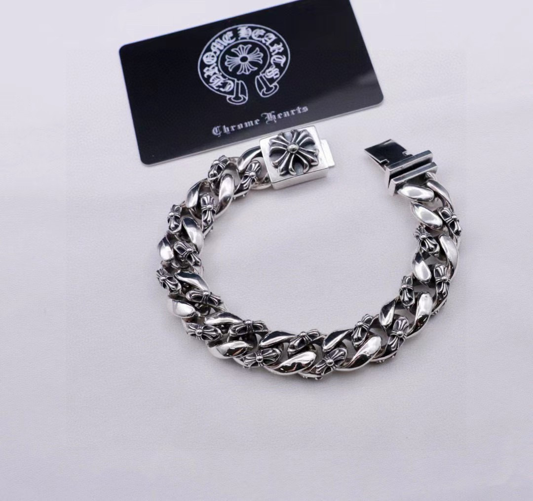 NO:582533,Counter boutique [chrome Hearts] classic cross bracelet focuses on high-end and resists inferior quality!  Different from the ordinary version!  20 -22cm, fine jewelry, chrome hearts, chrome hearts, bracelet19860909专柜精品【chrome Hearts克罗心】经典十字架手链 专注高端,抵制劣质！区别于普通版本！20 -22cm,饰品精品,chrome hearts,chrome hearts,bracelet,Jewelry