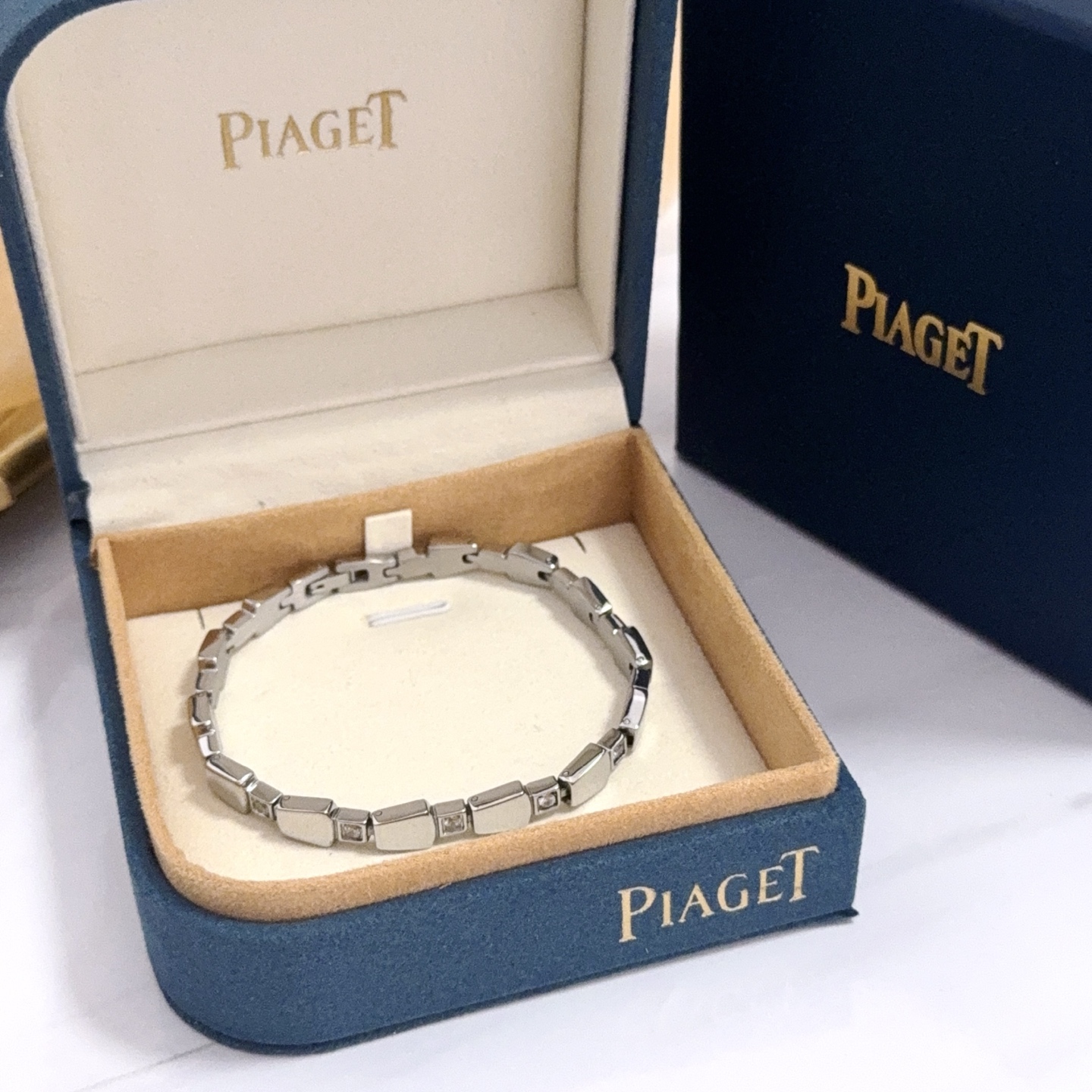 Piaget Dancer bracelet White gold with clear diamonds 18cm