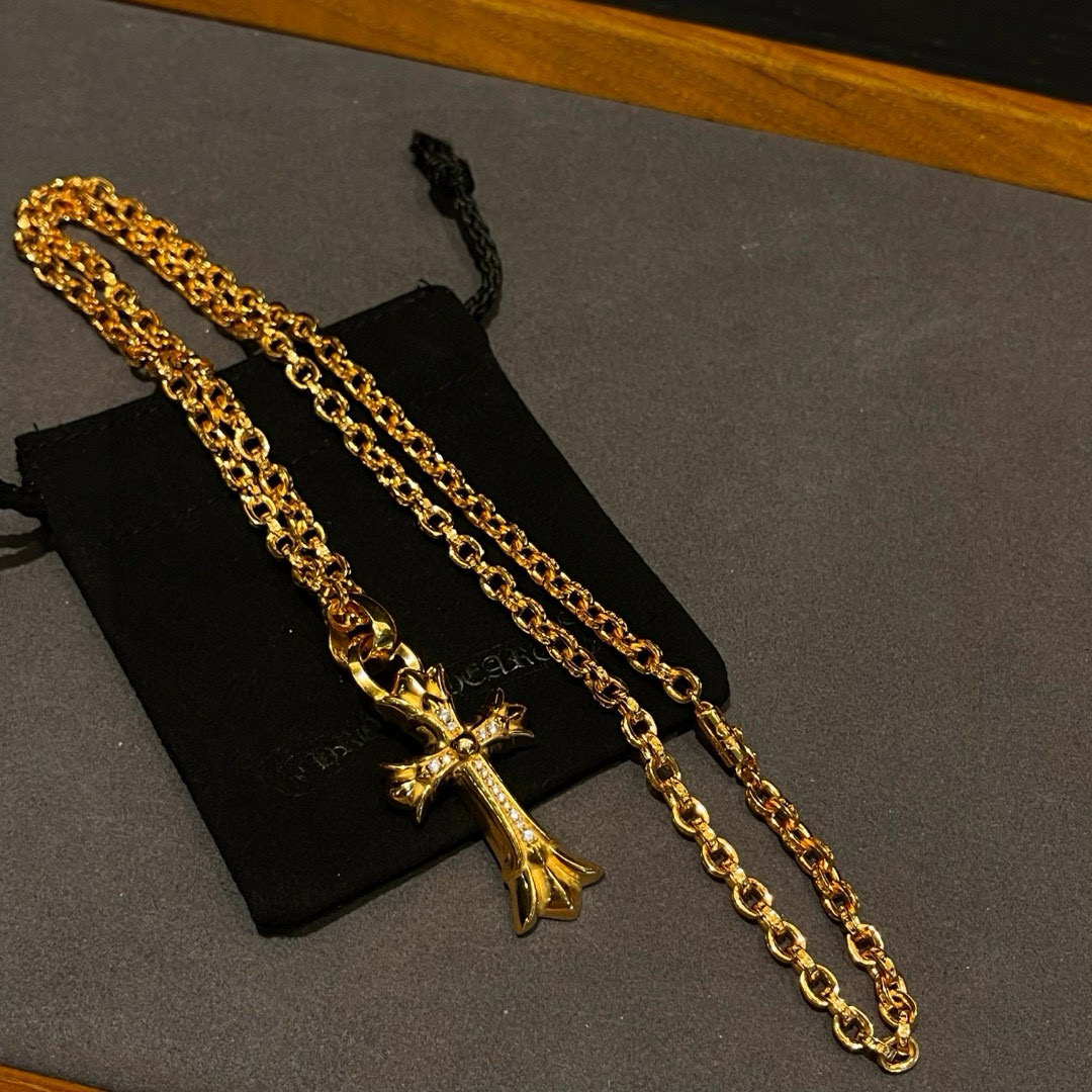 NO:582892,Chrome hearts gold-plated stone stacked cross chain Original replica K gold thick plating Inlay technology classic double-layer cross shape hand-engraved Can be customized in pure gold Length: 60cm, fine jewelry, chrome hearts, gold plating19860909克罗心 镀金镶石叠十字架链 原版复刻 K金厚镀 镶嵌工艺经典双层十字架造型手工刻字 可定制纯金款 长度:60cm,饰品精品,chrome hearts,gold plating,Jewelry