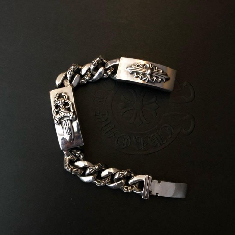 NO:583125,Chrome Hearts Chrome Hearts Bracelet Sword and Cross Flower Retro Old Bracelet, Boutique Jewelry, Chrome Hearts, Chrome Hearts, Bracelet19860909Chrome hearts 克罗心手链 宝剑和十字花复古做旧手链,饰品精品,chrome hearts,chrome hearts,bracelet,Jewelry
