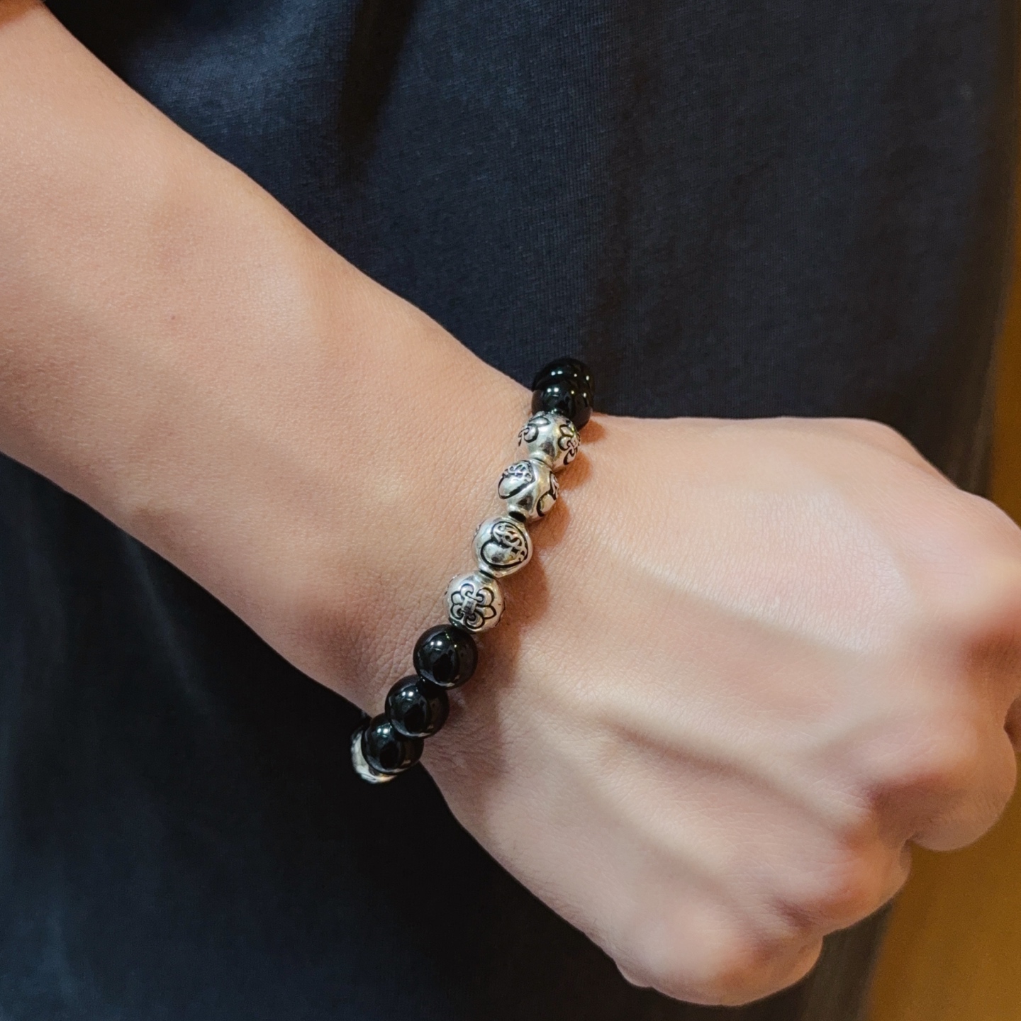 NO:575764,New [counter quality] Chrome Hearts Classic retro multi-element bracelet, different concave and convex shapes, different pattern design styles, the cross scout flower is the symbol of Chrome Hearts, so it is more durable, genuine pattern-printed Chrome Hearts, different from ordinary light version in the market, version and benchmark quality, look at the details of the printing, the degree of retro gray oxidation. Seiko version!  , jewelry boutique, chrome hearts, chrome hearts, bracelet19860909新款【专柜品质】Chrome Hearts克罗心 经典复古多元素手链手串,凹凸造型不同的花纹设计风格呈现出与众不同 ,十字架童军花是克罗心的标志 ,所以更经久不衰 ,正品打版Chrome Hearts克罗心 ,区别市场普通轻版 ,对版对标品质 ,看字印细节 ,复古做旧灰氧程度.精工版本！,饰品精品,chrome hearts,chrome hearts,bracelet,Jewelry