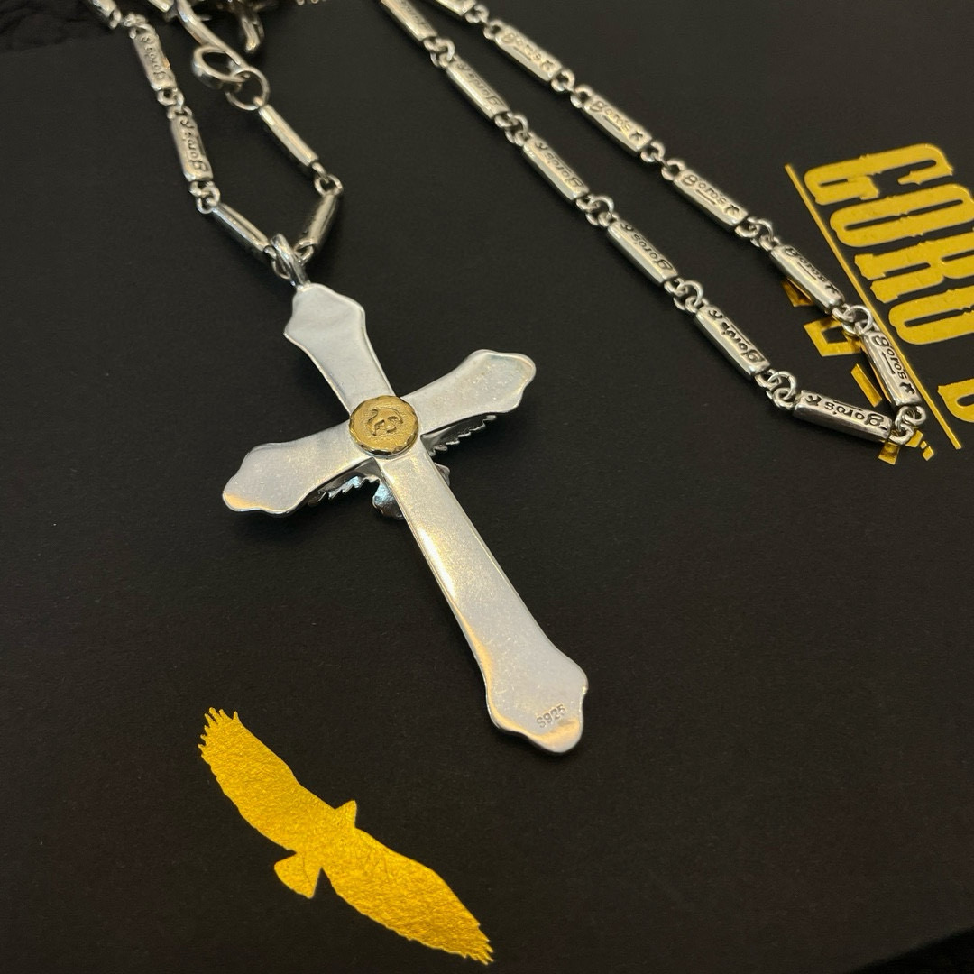 批💰150    【新品上架】Goro&rsquo;s高桥吾郎松十字架金鹰吊坠，高桥经典竹节项链，顶级版本，认准独家拍摄，主攻高端市场 ，快手/ins/小红书热门款，绝对区别普通版本！图片产品细节与ZP一致！原版制作工艺 精工品质 纯手工打造 ～正品开模💝潮流时尚必备 男女均可佩戴 情侣款同款 摇滚朋克泰银风格 复古元素 潮流百搭 官网同款❤️