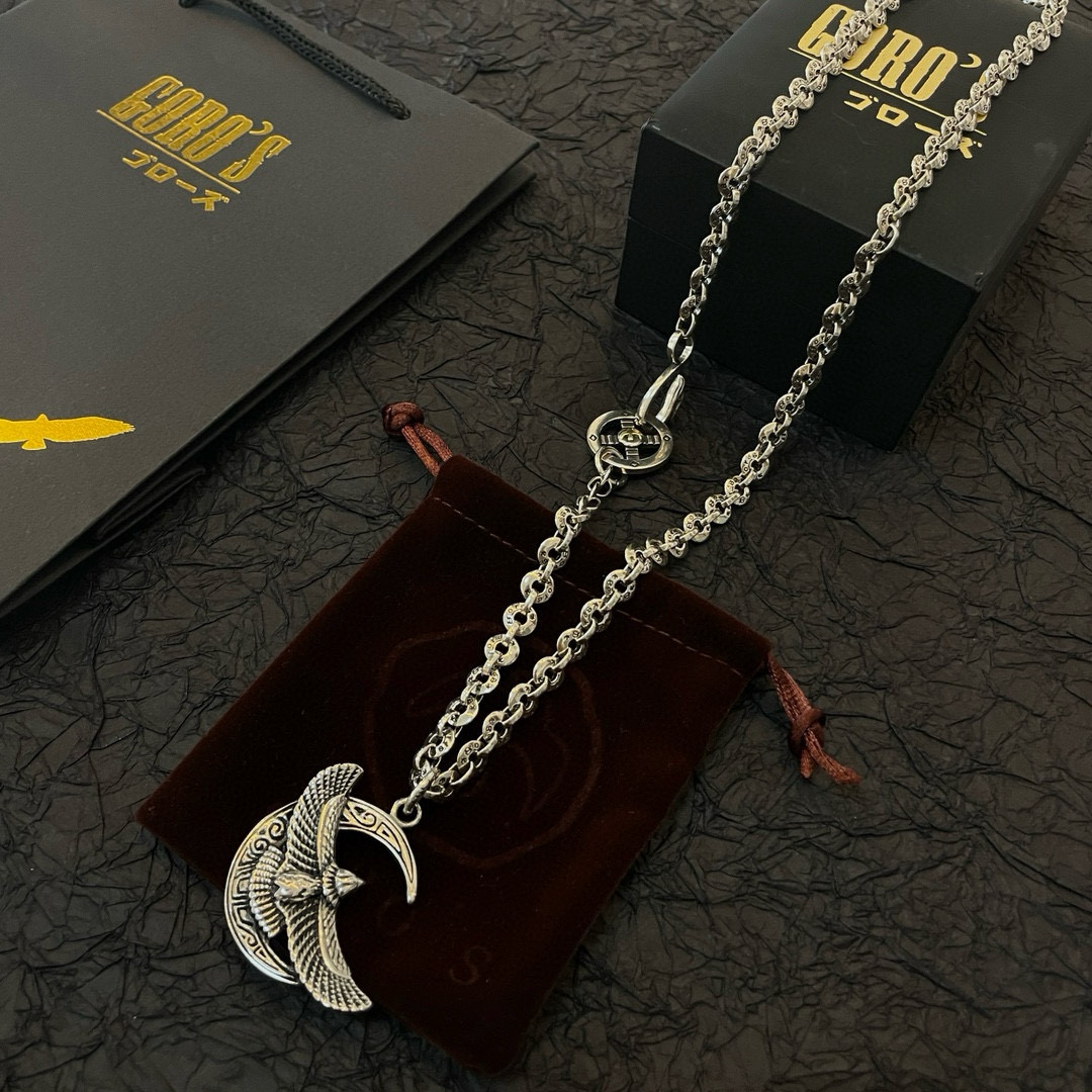 批💰150  【新品上架】Goro&rsquo;s高桥吾郎老鹰吊坠，高桥字母环扣项链，顶级版本，认准独家拍摄，主攻高端市场 ，快手/ins/小红书热门款，绝对区别普通版本！图片产品细节与ZP一致！原版制作工艺 精工品质 纯手工打造 ～正品开模💝潮流时尚必备 男女均可佩戴 情侣款同款 摇滚朋克泰银风格 复古元素 潮流百搭 官网同款❤️