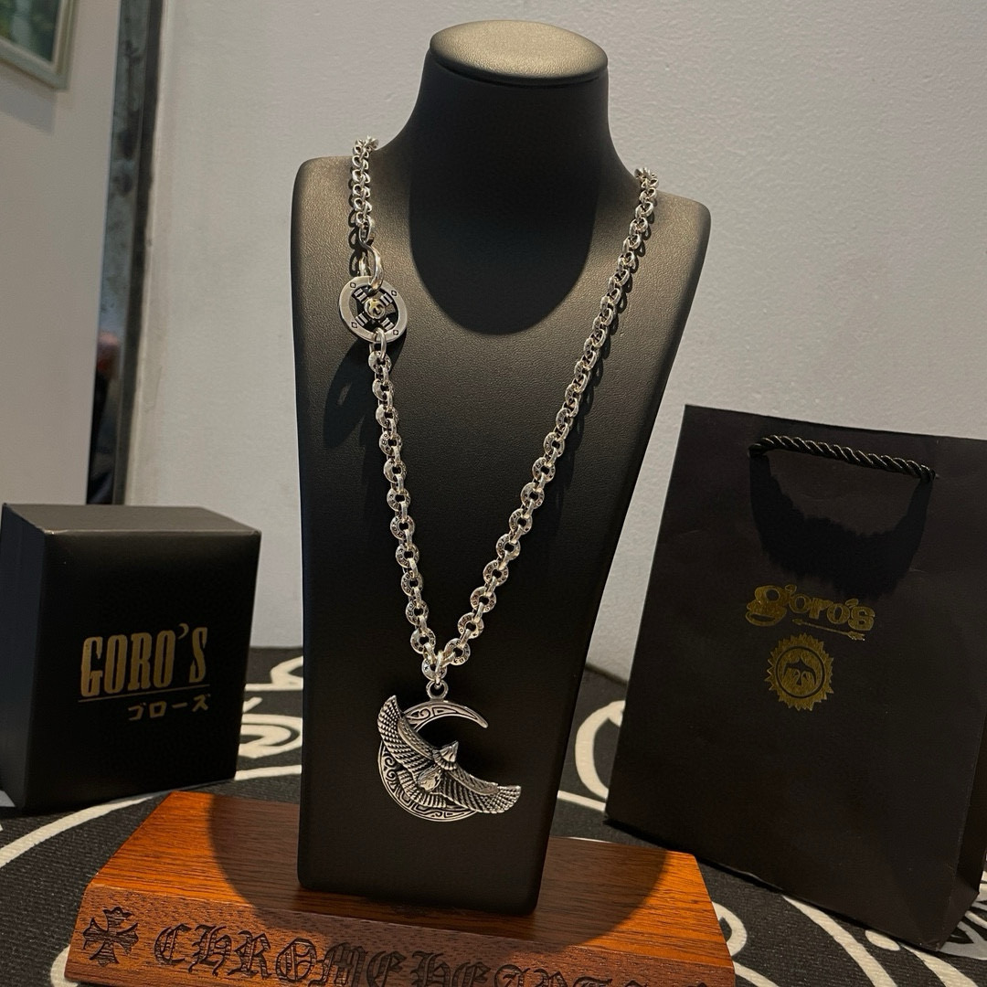 批💰150  【新品上架】Goro&rsquo;s高桥吾郎老鹰吊坠，高桥字母环扣项链，顶级版本，认准独家拍摄，主攻高端市场 ，快手/ins/小红书热门款，绝对区别普通版本！图片产品细节与ZP一致！原版制作工艺 精工品质 纯手工打造 ～正品开模💝潮流时尚必备 男女均可佩戴 情侣款同款 摇滚朋克泰银风格 复古元素 潮流百搭 官网同款❤️