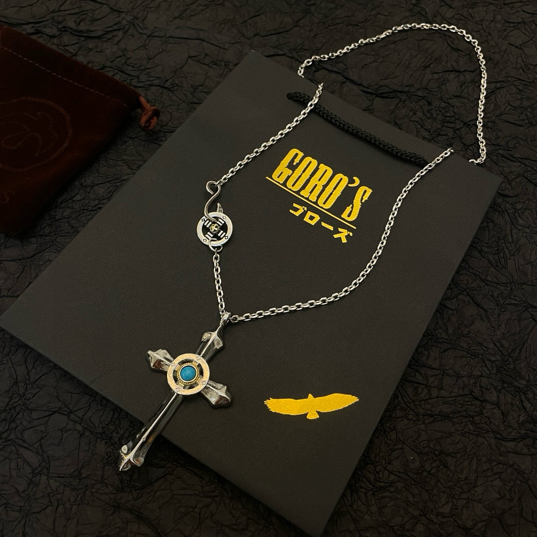 💰145     【新品上架】Goro&rsquo;s高桥吾郎复古松石羽毛吊坠 高桥经典项链  顶级版本 认准独家拍摄 主攻高端市场 绝对区别普通版本！图片产品细节与ZP一致！原版制作工艺 精工品质 纯手工打造 ～正品开模💝潮流时尚必备 男女均可佩戴 情侣款同款 摇滚朋克泰银风格 复古元素 潮流百搭 官网同款❤️