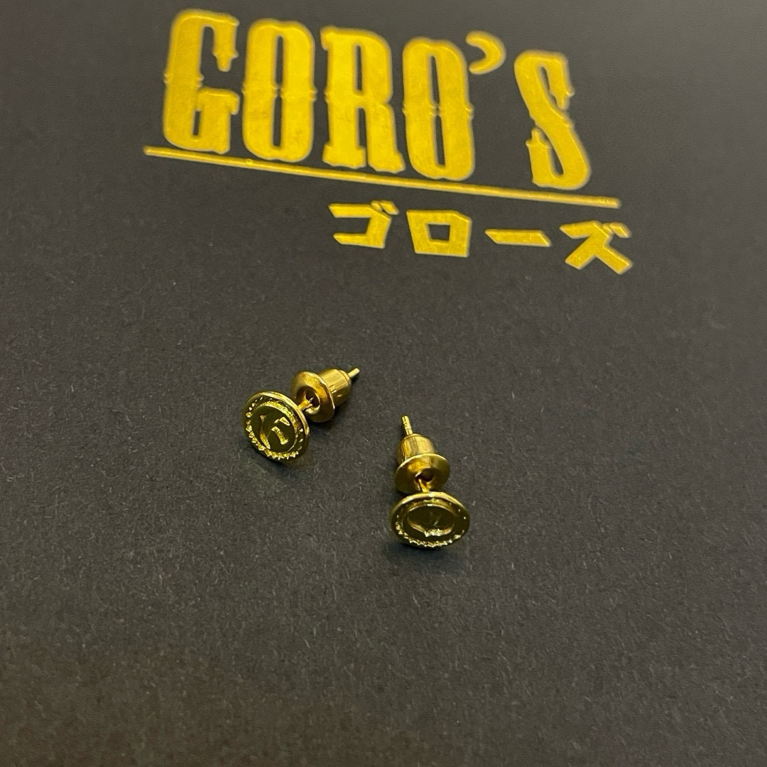 批💰85  【新品上架】Goro&rsquo;s高桥吾郎复古黄金色飞鸟耳钉，顶级版本 认准独家拍摄 主攻高端市场 绝对区别普通版本！图片产品细节与ZP一致！原版制作工艺 精工品质 纯手工打造 ～正品开模💝潮流时尚必备 男女均可佩戴 情侣款同款 摇滚朋克泰银风格 复古元素 潮流百搭 官网同款❤️