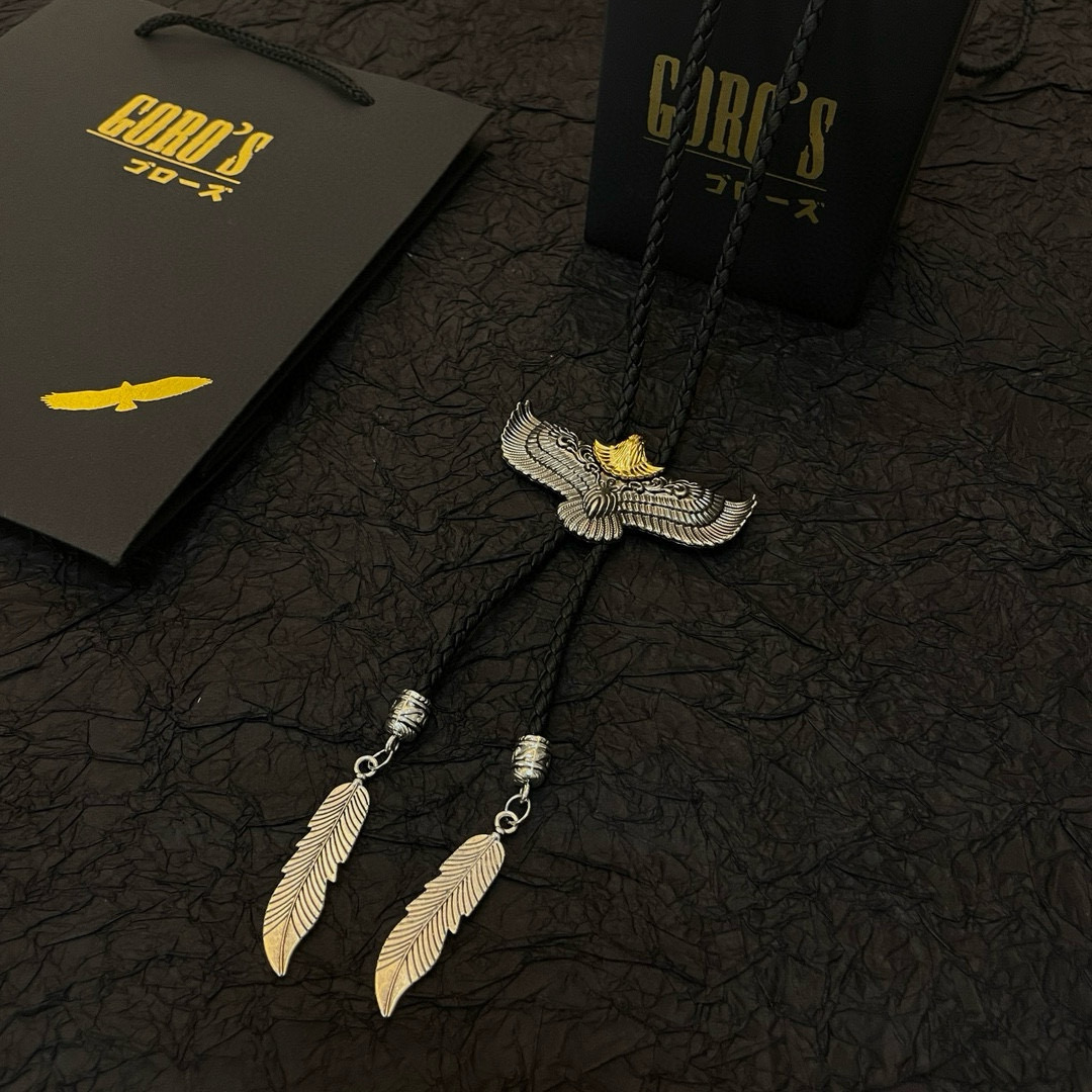 批💰135   【新品上架】Goro&rsquo;s高桥吾郎复古皮绳羽毛老鹰项链  顶级版本 认准独家拍摄 主攻高端市场 绝对区别普通版本！图片产品细节与ZP一致！原版制作工艺 精工品质 纯手工打造 ～正品开模💝潮流时尚必备 男女均可佩戴 情侣款同款 摇滚朋克泰银风格 复古元素 潮流百搭 官网同款❤️