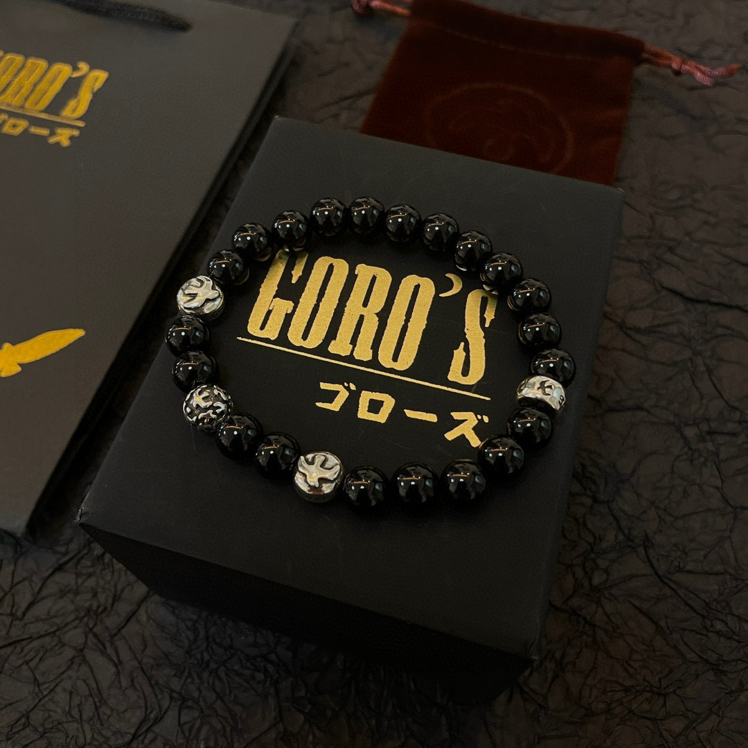 批💰145【新品上架】Goro&rsquo;s高桥吾郎黑玛瑙手串手链，顶级版本 认准独家拍摄 主攻高端市场 绝对区别普通版本！图片产品细节与ZP一致！原版制作工艺 精工品质 纯手工打造 ～正品开模💝潮流时尚必备 男女均可佩戴 情侣款同款 摇滚朋克泰银风格 复古元素 潮流百搭 官网同款❤️