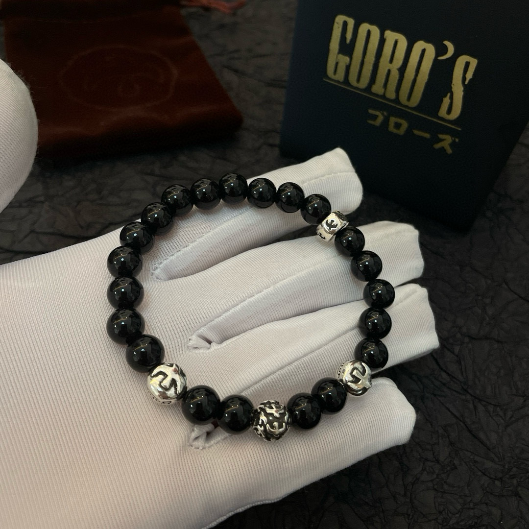 批💰145【新品上架】Goro&rsquo;s高桥吾郎黑玛瑙手串手链，顶级版本 认准独家拍摄 主攻高端市场 绝对区别普通版本！图片产品细节与ZP一致！原版制作工艺 精工品质 纯手工打造 ～正品开模💝潮流时尚必备 男女均可佩戴 情侣款同款 摇滚朋克泰银风格 复古元素 潮流百搭 官网同款❤️
