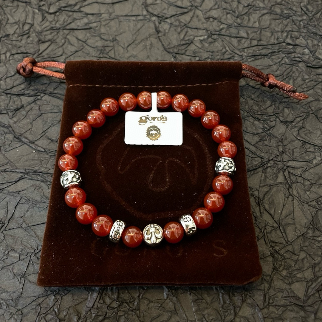 批💰180【新品上架】Goro’s高桥吾郎手串手链，顶级版本 认准独家拍摄 主攻高端市场 绝对区别普通版本！图片产品细节与ZP一致！原版制作工艺 精工品质 纯手工打造 ～正品开模💝潮流时尚必备 男女均可佩戴 情侣款同款 摇滚朋克泰银风格 复古元素 潮流百搭 官网同款❤️