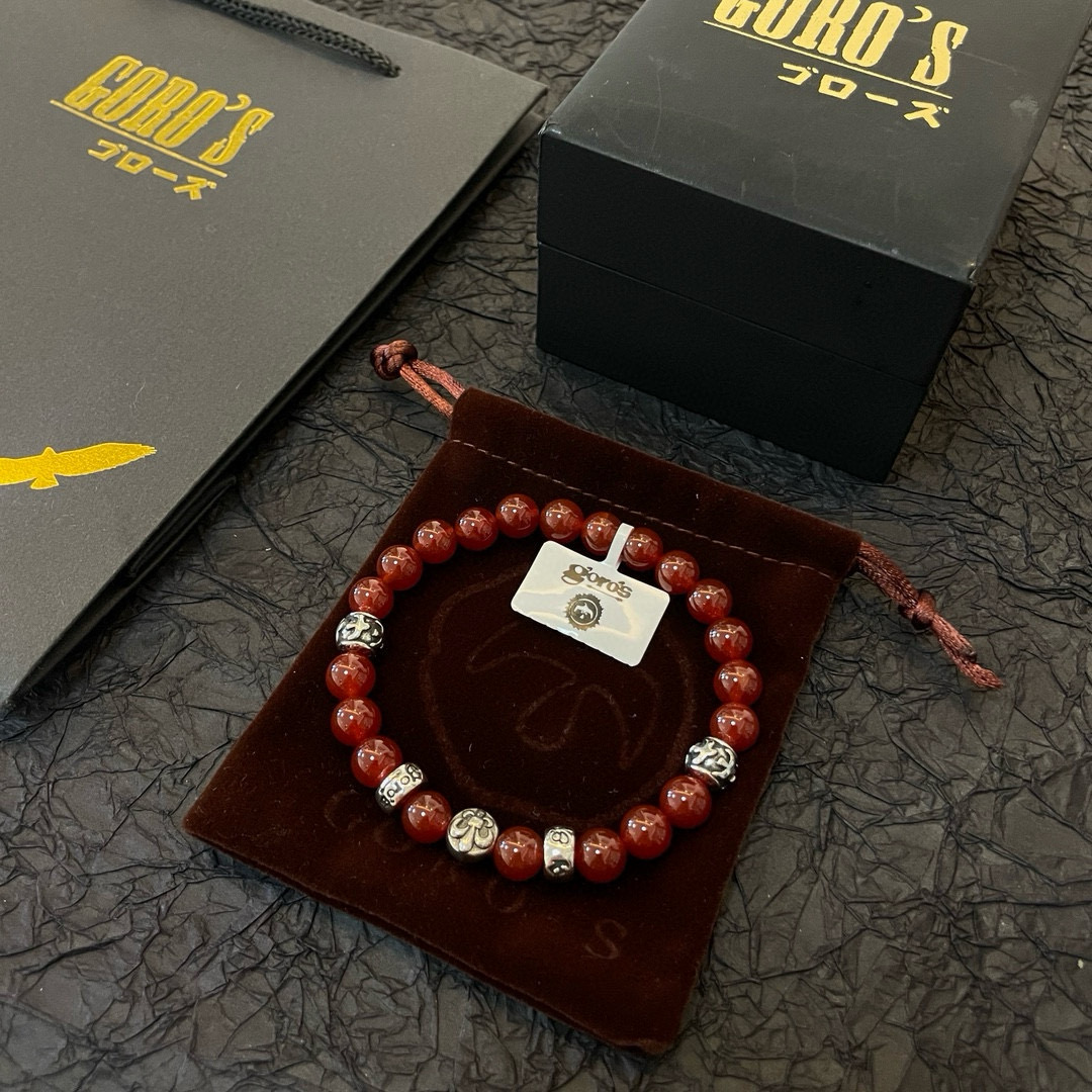 批💰180【新品上架】Goro’s高桥吾郎手串手链，顶级版本 认准独家拍摄 主攻高端市场 绝对区别普通版本！图片产品细节与ZP一致！原版制作工艺 精工品质 纯手工打造 ～正品开模💝潮流时尚必备 男女均可佩戴 情侣款同款 摇滚朋克泰银风格 复古元素 潮流百搭 官网同款❤️