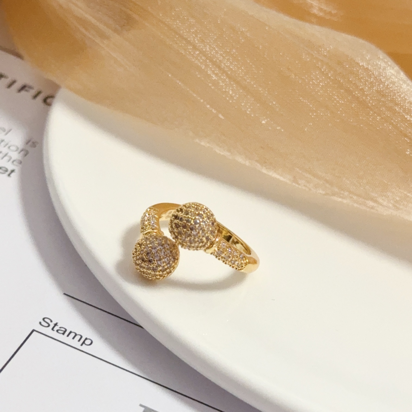 Piaget Possibly Piaget Possession ring yellow gold with diamond pavé Women's Quartz