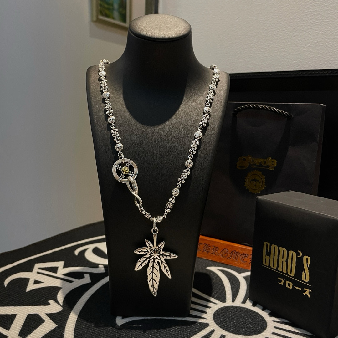 NO:642056,[New product on the shelves] Goro’s Takahashi Goro Ma Leaf Pendant, Classic Takahashi Necklace, Top Version, Look for Exclusive Photography, Focus on the High-end Market, Definitely Different from the Regular Version!  The product details in the pictures are consistent with ZP!  Original production process, exquisite quality, purely handmade ~ Authentic mold opening, trendy and fashionable must-have, can be worn by both men and women, the same style for couples, rock punk Thai silver style, retro elements, trendy and versatile, the same style as the official website, boutique jewelry, necklace19860909【新品上架】Goro’s高桥吾郎麻叶吊坠 经典高桥项链 顶级版本 认准独家拍摄 主攻高端市场 绝对区别普通版本！图片产品细节与ZP一致！原版制作工艺 精工品质 纯手工打造 ～正品开模潮流时尚必备 男女均可佩戴 情侣款同款 摇滚朋克泰银风格 复古元素 潮流百搭 官网同款,饰品精品,necklace,Jewelry