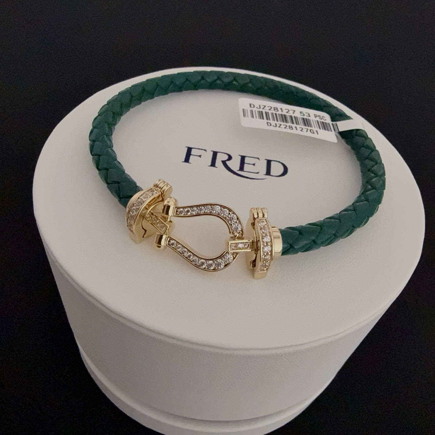 NO:663773,Popular Frederic full-diamond horseshoe buckle/bracelet, classic and versatile, a must-have item for fashionistas, fashionable and exquisite, 11 pairs of customized versions, thickened 18k electroplating process, different from the ordinary version on the market, the effect is very versatile!  !  , jewelry boutique, bracelet19860909火爆 费雷德满钻镶钻马蹄扣／手链,经典百搭,网红达人 时尚一族备必单品,时尚精致,11对版定制,加厚电镀18k工艺,区别市面上普通版本上手效果非常百搭！！,饰品精品,bracelet,Jewelry