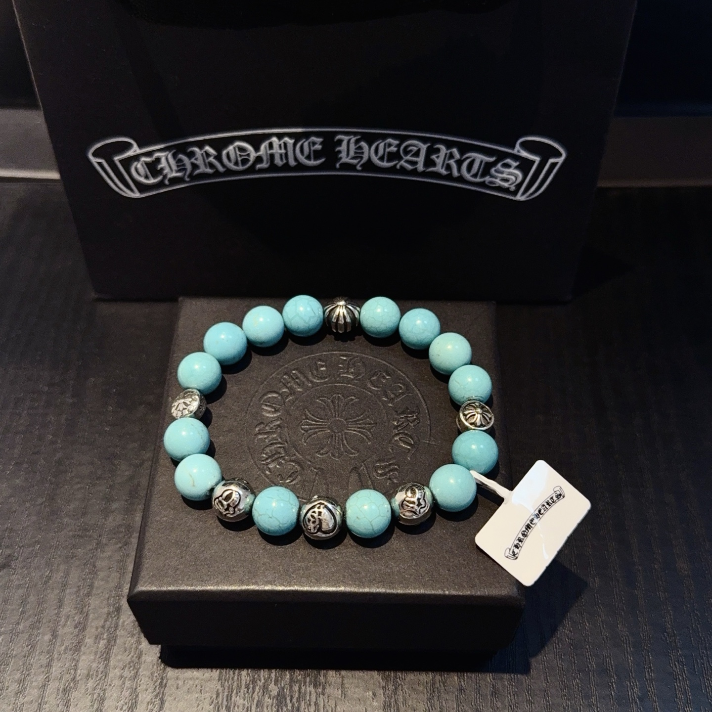 NO:678611,Batch of new [counter quality] Chrome Hearts classic retro multi-element bracelet, popular on Kuaishou/ins/Xiaohongshu, the different concave and convex shapes of the pattern design style are unique. The cross scout flower is the symbol of Chrome Hearts, so it is more durable. Genuine pattern-printing Chrome Hearts distinguishes the ordinary light version in the market. Match the version and standard quality. Look at the printing details. The degree of retro gray oxidation. Seiko version!  , jewelry boutique, chrome hearts, chrome hearts, bracelet19860909批 新款【专柜品质】Chrome Hearts克罗心 经典复古多元素手串手链 ,快手/ins/小红书热门,凹凸造型不同的花纹设计风格呈现出与众不同 十字架童军花是克罗心的标志 所以更经久不衰 正品打版Chrome Hearts克罗心 区别市场普通轻版 对版对标品质 看字印细节 复古做旧灰氧程度.精工版本！,饰品精品,chrome hearts,chrome hearts,bracelet,Jewelry