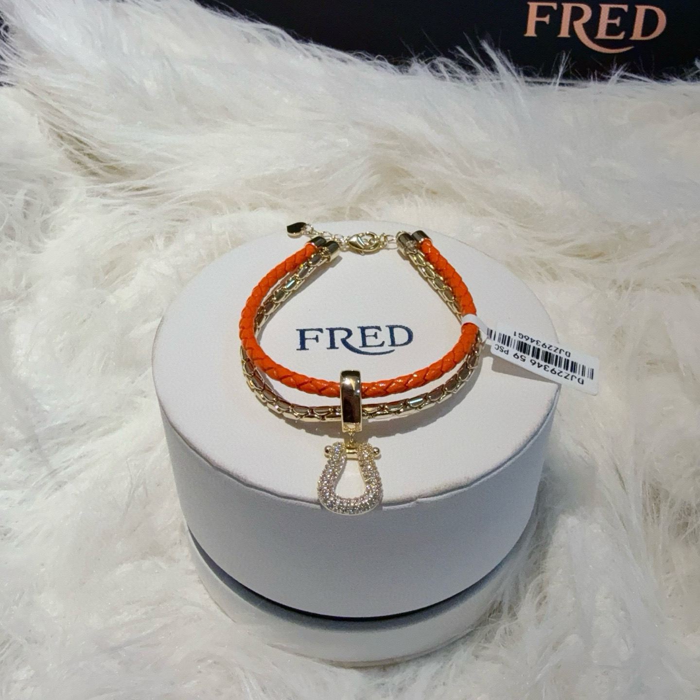 Fred 火爆 𝗙𝗥𝗘𝗗 费雷德满钻马蹄扣双层手镯手绳 百搭 达人 一族备必‬单品