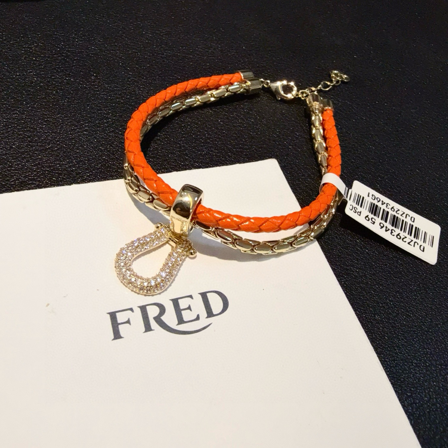 Fred 火爆 𝗙𝗥𝗘𝗗 费雷德满钻马蹄扣双层手镯手绳 百搭 达人 一族备必‬单品