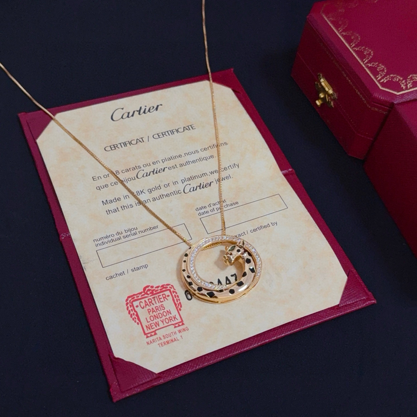 Cartier 卡地亚豹头项链 高端定制版本 镶嵌钻工艺 V金材质 而 风格 用凌厉线条重构爱情美学 打破常规