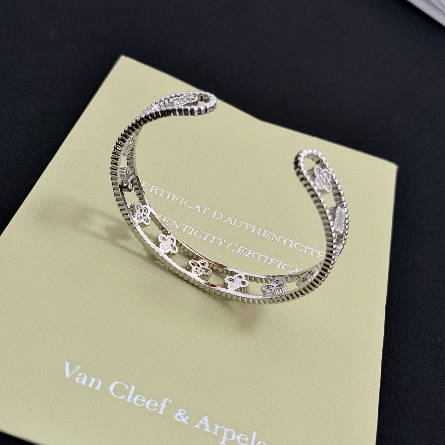 Joias Van Cleef & Arpels 〔 〕 VCA V — photo 8