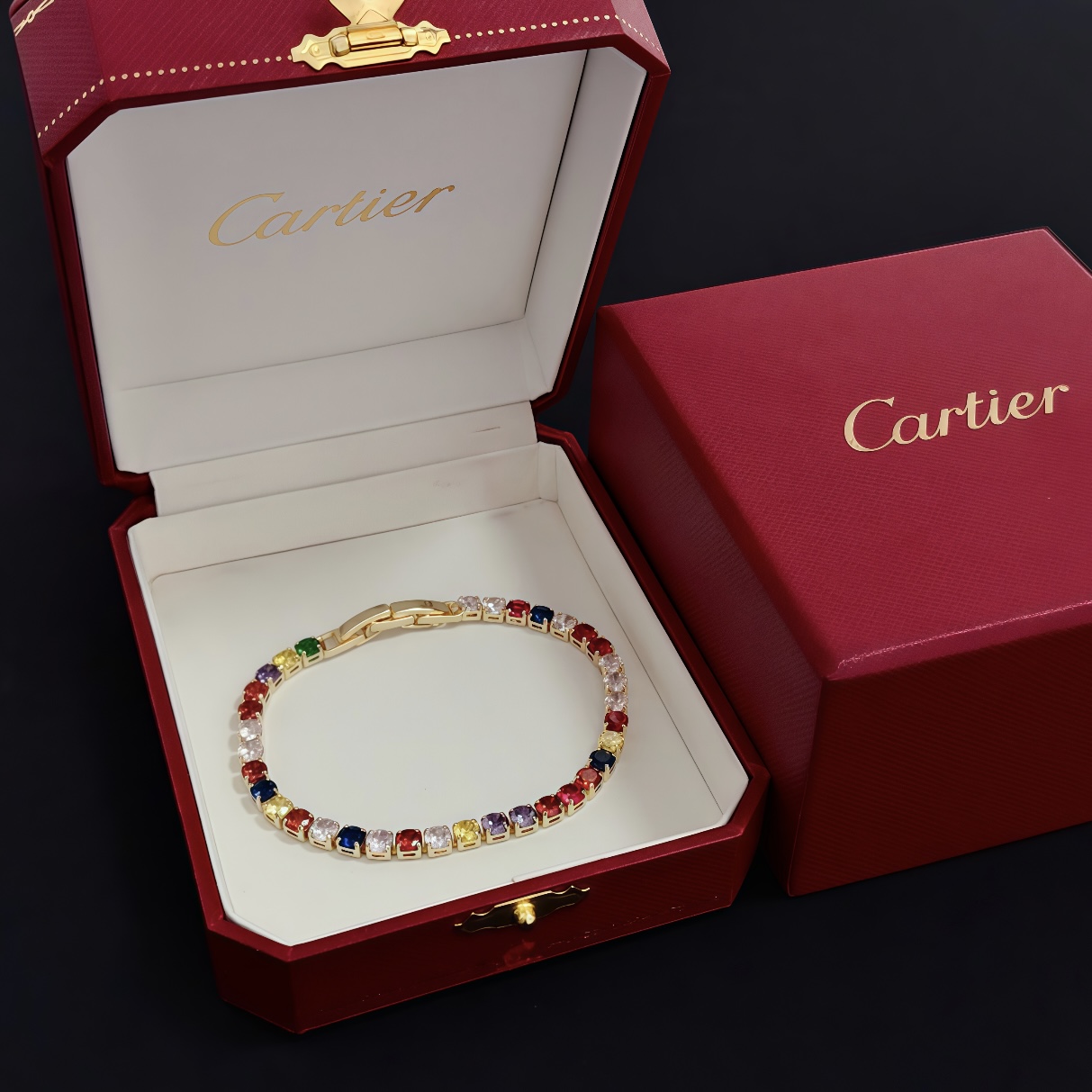 NO:705504,Cartier diamond-encrusted bracelet, high-end customized version, diamond-encrusted craftsmanship, V-gold material, classic and fashionable style, reconstructing the aesthetics of love with sharp lines!  Breaking the rules, the diamond-encrusted design actually achieves the ceiling of high-end sense - no need for flashy accumulation, love should be as pure as ever. Cartier is loved by many celebrities and Internet celebrities. The Leopard series bracelet is absolutely an eternal classic, and it is not limited to men and women, and there is no age limit!  Wear it and you will be the center of attention!  , jewelry boutique,cartier,bracelet,bracelet19860909卡地亚镶钻手链 高端定制版本 镶嵌钻工艺 V金材质 经典而时尚风格 用凌厉线条重构爱情美学！打破常规,镶嵌钻设计反而成就高级感天花板——无需浮华堆砌,爱本应纯粹如初 卡地亚受众多明星网红的爱戴 豹子系列手镯 绝对是永恒经典 而且男女不限 年龄不限 ！戴上它你就是焦点！,饰品精品,cartier,bracelet,bracelet,Jewelry