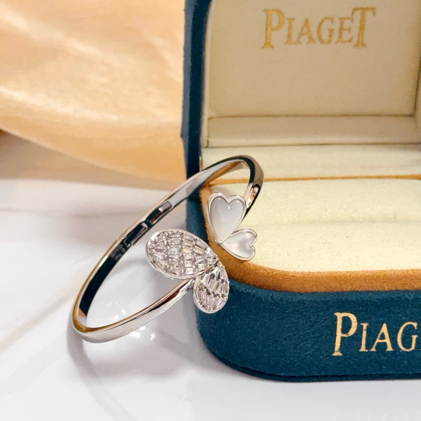Piaget Bijoux Piaget V — photo 3