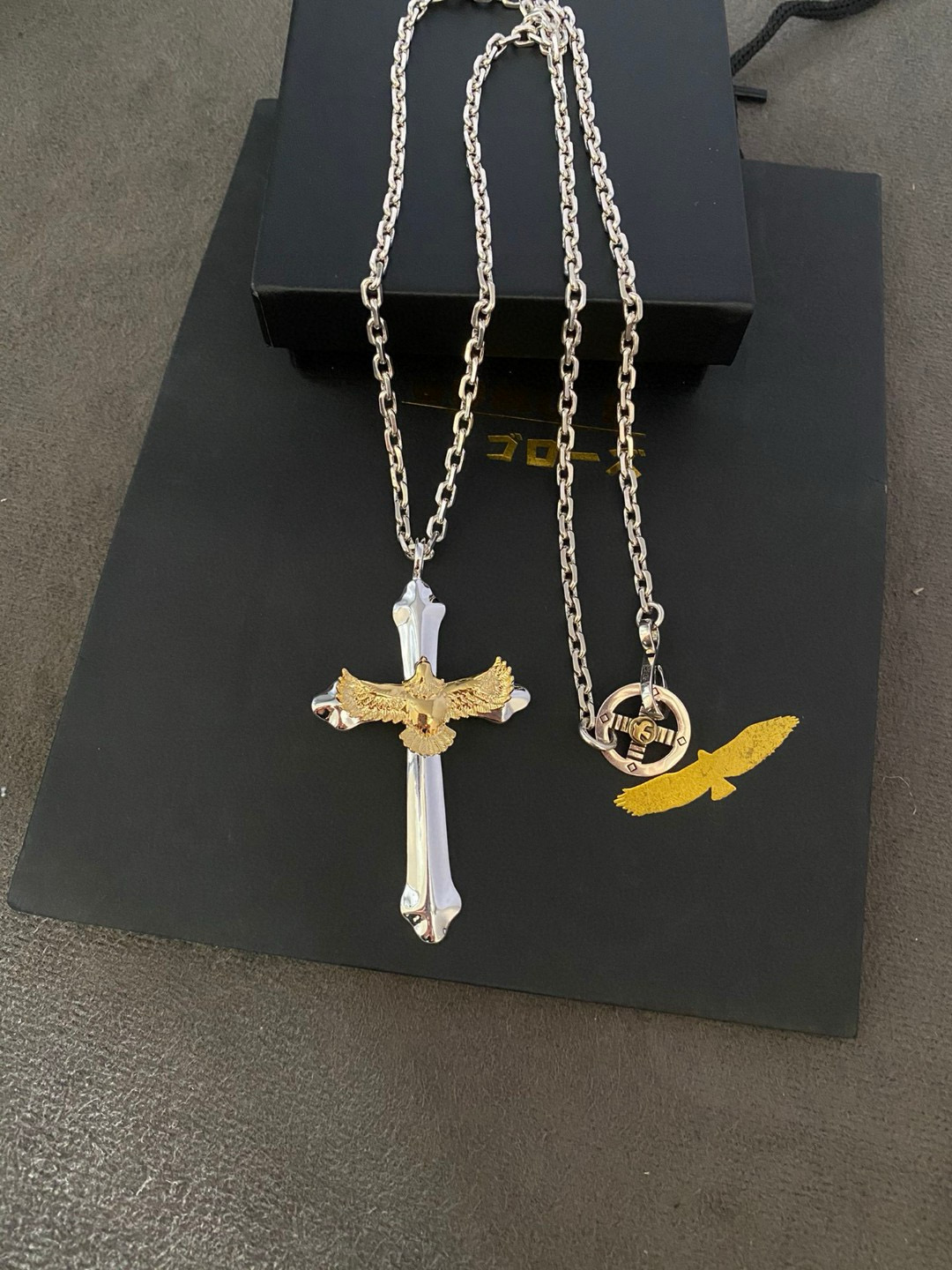 NO:704848,[New product on the shelves] Goro’s Goro Takahashi Golden Eagle Cross Pendant, Takahashi’s classic necklace, top version, exclusive photo shoot, focusing on the high-end market, popular model on Kuaishou/ins/Xiaohongshu, absolutely different from the ordinary version!  The product details in the pictures are consistent with ZP!  Original production process, exquisite quality, purely handmade ~ Authentic mold opening, trendy and fashionable must-have, can be worn by both men and women, the same style for couples, rock punk Thai silver style, retro elements, trendy and versatile, the same style as the official website, boutique jewelry, necklace19860909【新品上架】Goro’s高桥吾郎金鹰十字架吊坠,高桥经典项链,顶级版本,认准独家拍摄,主攻高端市场 ,快手/ins/小红书热门款,绝对区别普通版本！图片产品细节与ZP一致！原版制作工艺 精工品质 纯手工打造 ～正品开模潮流时尚必备 男女均可佩戴 情侣款同款 摇滚朋克泰银风格 复古元素 潮流百搭 官网同款,饰品精品,necklace,Jewelry