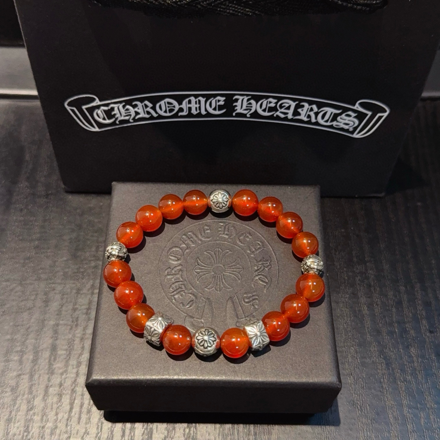 NO:704912,New [counter quality] Chrome Hearts classic retro multi-element bracelet, different concave and convex shapes and different pattern design styles are unique. The cross scout flower is the symbol of Chrome Hearts, so it is more durable. Genuine pattern-printed Chrome Hearts distinguishes the ordinary light version in the market. Match the version and benchmark quality. Look at the printing details. The degree of retro gray oxidation. Seiko version!  , jewelry boutique, chrome hearts, chrome hearts, bracelet19860909新款【专柜品质】Chrome Hearts克罗心 经典复古多元素手串手链 ,凹凸造型不同的花纹设计风格呈现出与众不同 十字架童军花是克罗心的标志 所以更经久不衰 正品打版Chrome Hearts克罗心 区别市场普通轻版 对版对标品质 看字印细节 复古做旧灰氧程度.精工版本！,饰品精品,chrome hearts,chrome hearts,bracelet,Jewelry