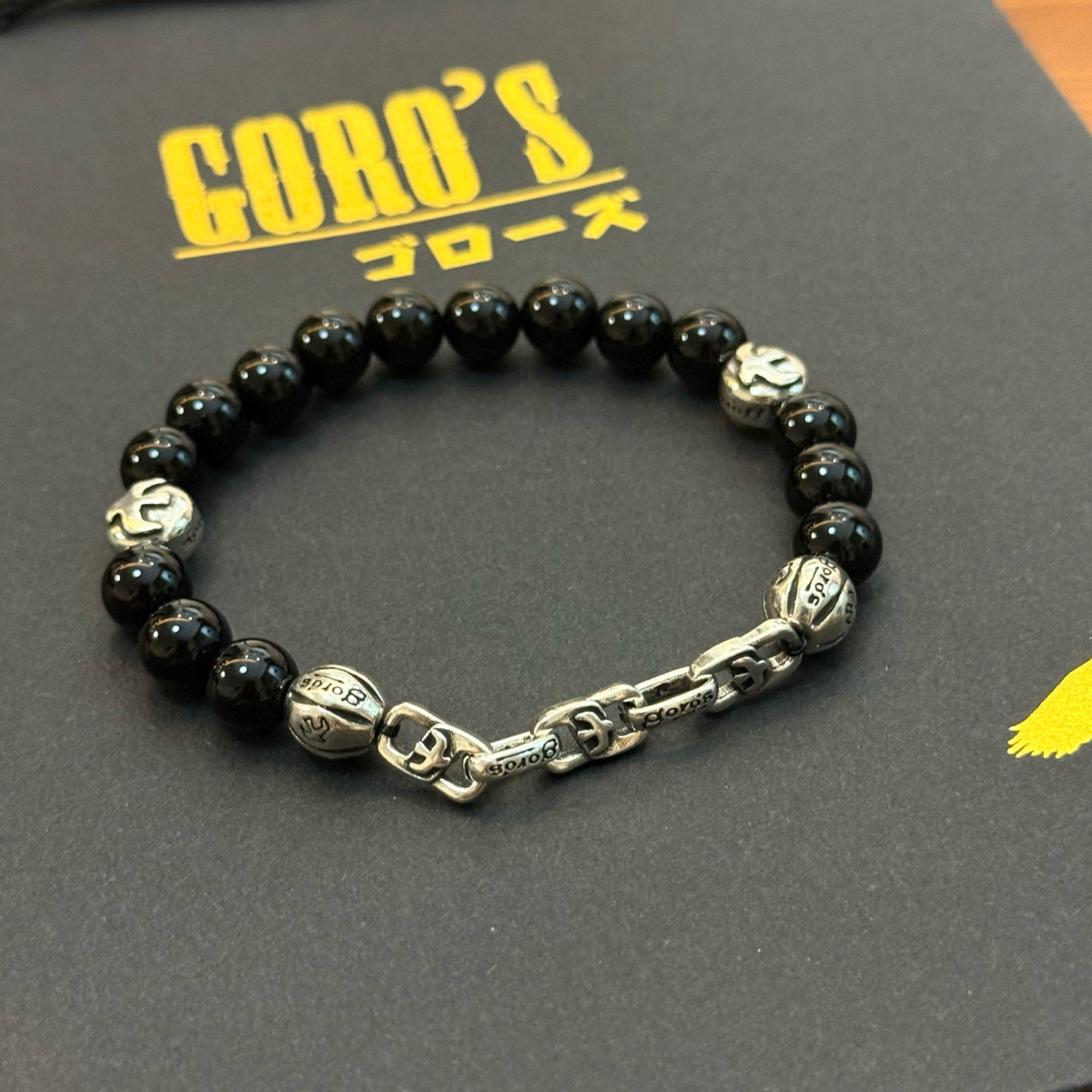 NO:704950,[New product on the shelves] Goro’s Goro Takahashi bracelet, exclusively photographed, focusing on the high-end market, a popular model on Kuaishou/ins/Xiaohongshu, absolutely different from the ordinary version!  The product details in the pictures are consistent with ZP!  Original production process, exquisite quality, purely handmade ~ Authentic open mold, fashionable must-have, can be worn by both men and women, same style for couples, rock punk Thai silver style, retro elements, trendy and versatile, same style as the official website, boutique jewelry, bracelet19860909【新品上架】Goro’s高桥吾郎手串手链,认准独家拍摄,主攻高端市场 ,快手/ins/小红书热门款,绝对区别普通版本！图片产品细节与ZP一致！原版制作工艺 精工品质 纯手工打造 ～正品开模潮流时尚必备 男女均可佩戴 情侣款同款 摇滚朋克泰银风格 复古元素 潮流百搭 官网同款,饰品精品,bracelet,Jewelry