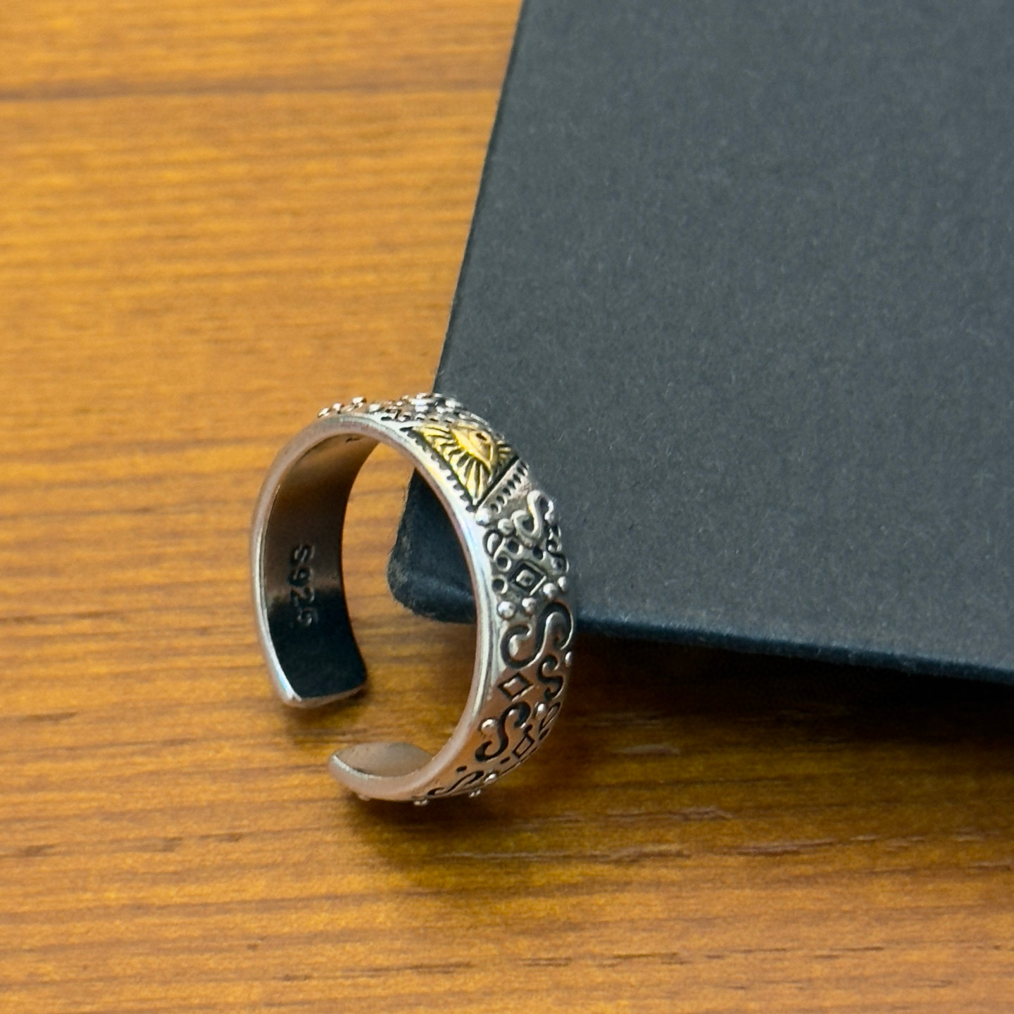 NO:704959,[New product on the shelves] Goro’s Takahashi Goro open ring, top version, look for exclusive shooting, focus on the high-end market, absolutely different from the ordinary version!  The product details in the pictures are consistent with ZP!  Original production process, exquisite quality, purely handmade ~ Genuine open mold, fashionable must-have, can be worn by both men and women, same style for couples, rock punk Thai silver style, retro elements, trendy and versatile, same style as the official website, fine jewelry, ring19860909【新品上架】Goro’s高桥吾郎开口戒指,顶级版本 认准独家拍摄 主攻高端市场 绝对区别普通版本！图片产品细节与ZP一致！原版制作工艺 精工品质 纯手工打造 ～正品开模潮流时尚必备 男女均可佩戴 情侣款同款 摇滚朋克泰银风格 复古元素 潮流百搭 官网同款,饰品精品,ring,Jewelry