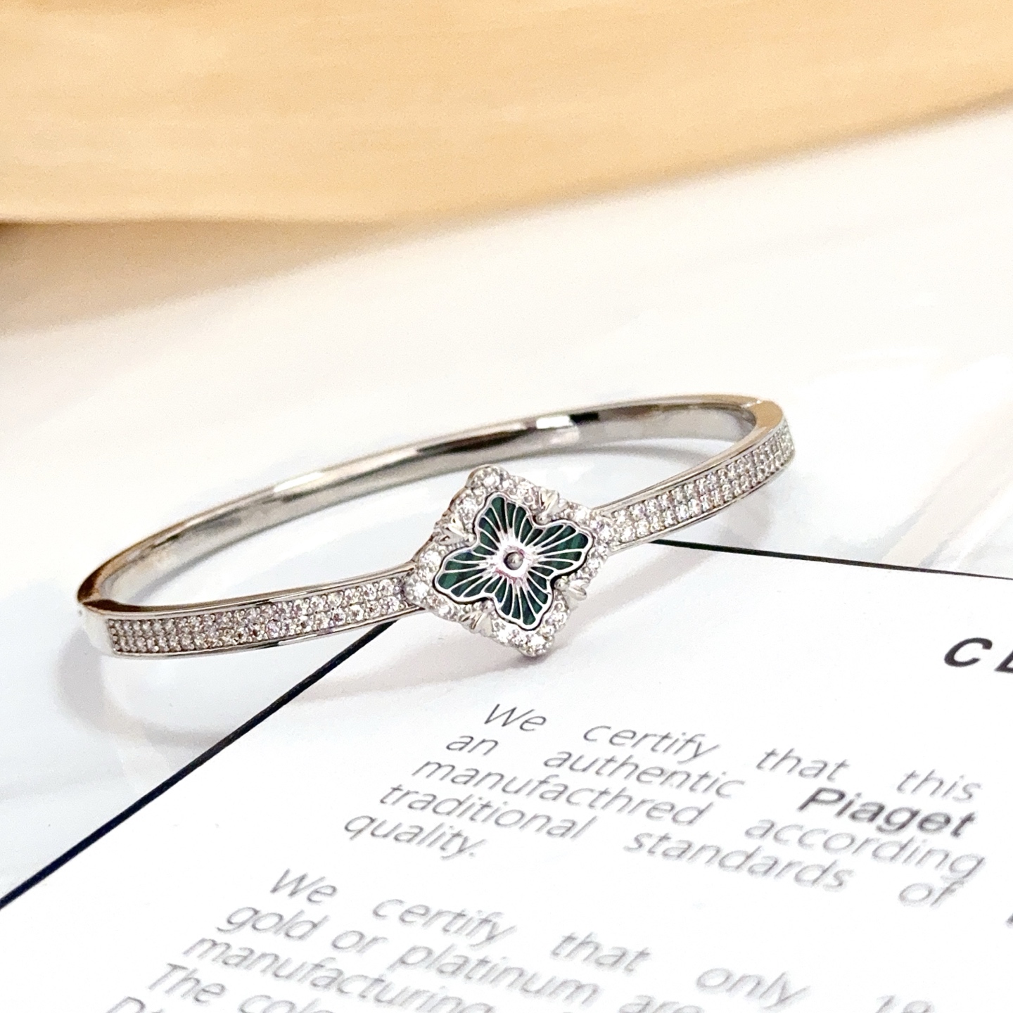 Piaget Smycken Piaget V — photo 8