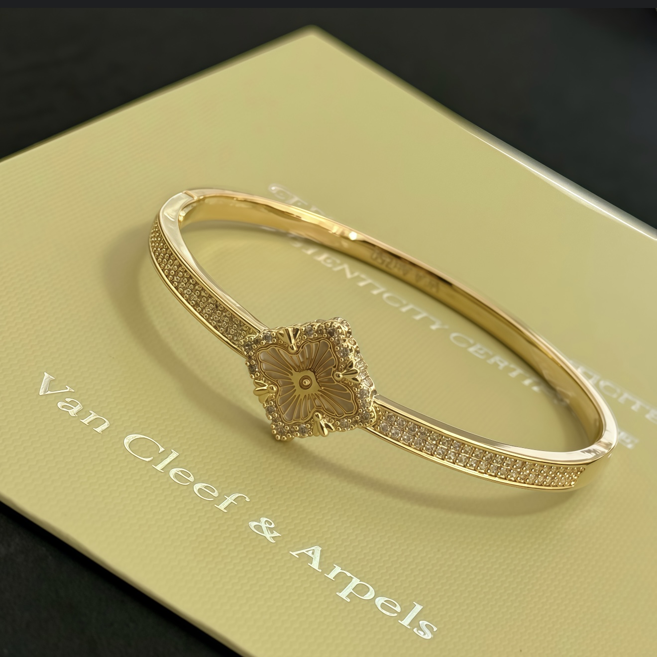Van Cleef & Arpels Haute Couture Haute Joaillerie Fine Jewelry Earrings 4